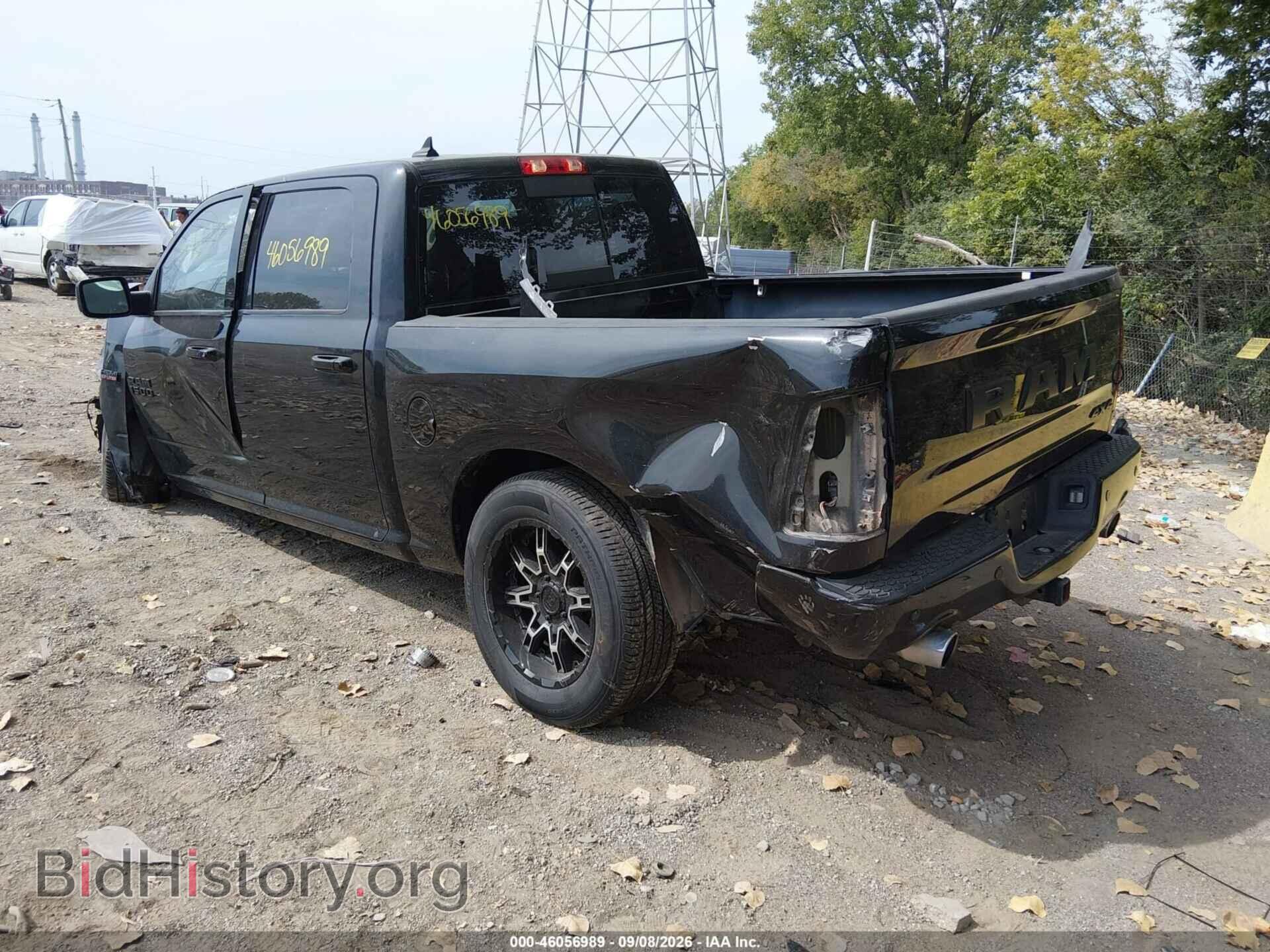 2018 RAM 1500 - VIN: 1C6RR7MT0JS243721 - Фото 3