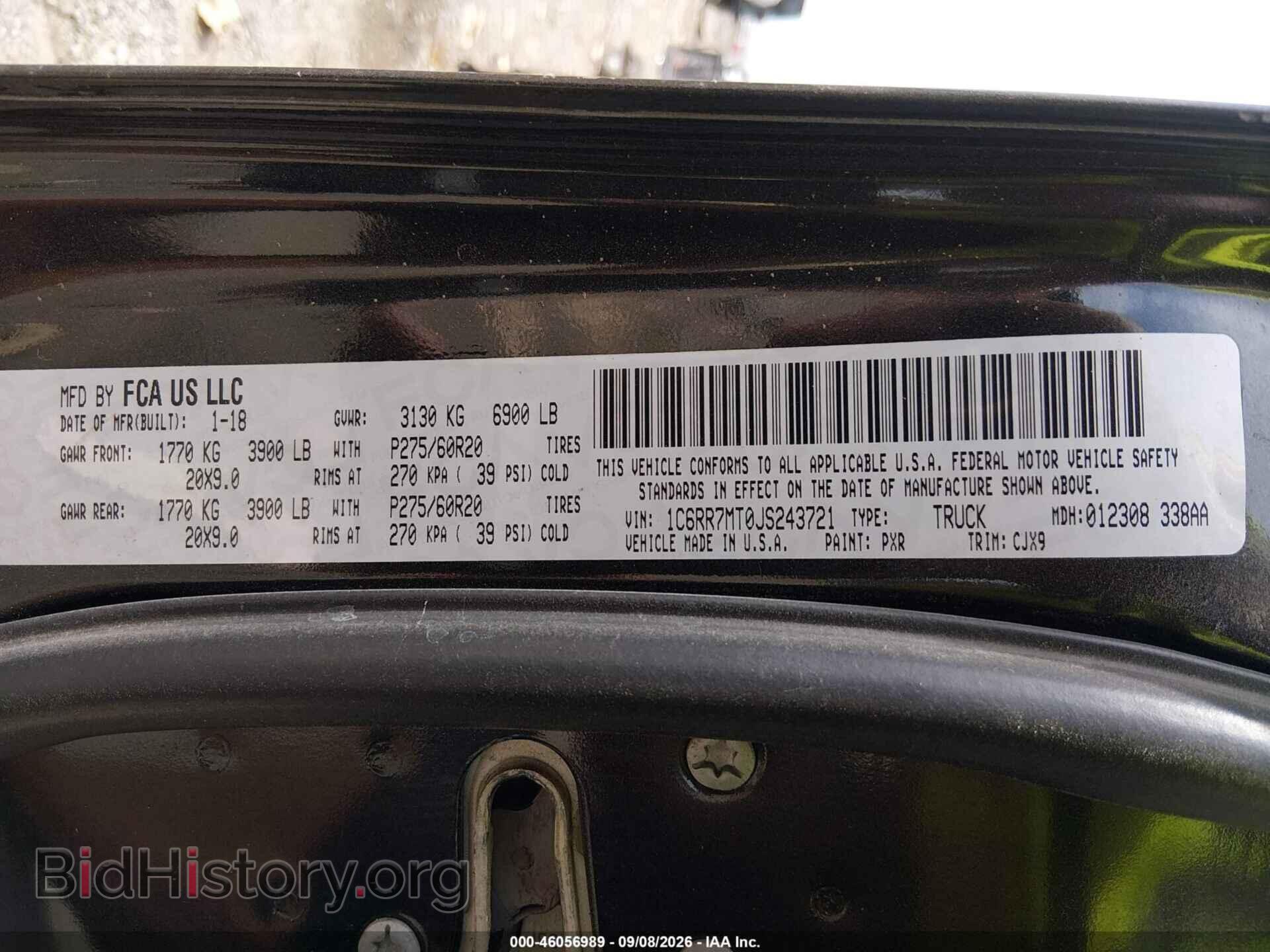 2018 RAM 1500 - VIN: 1C6RR7MT0JS243721 - Фото 9