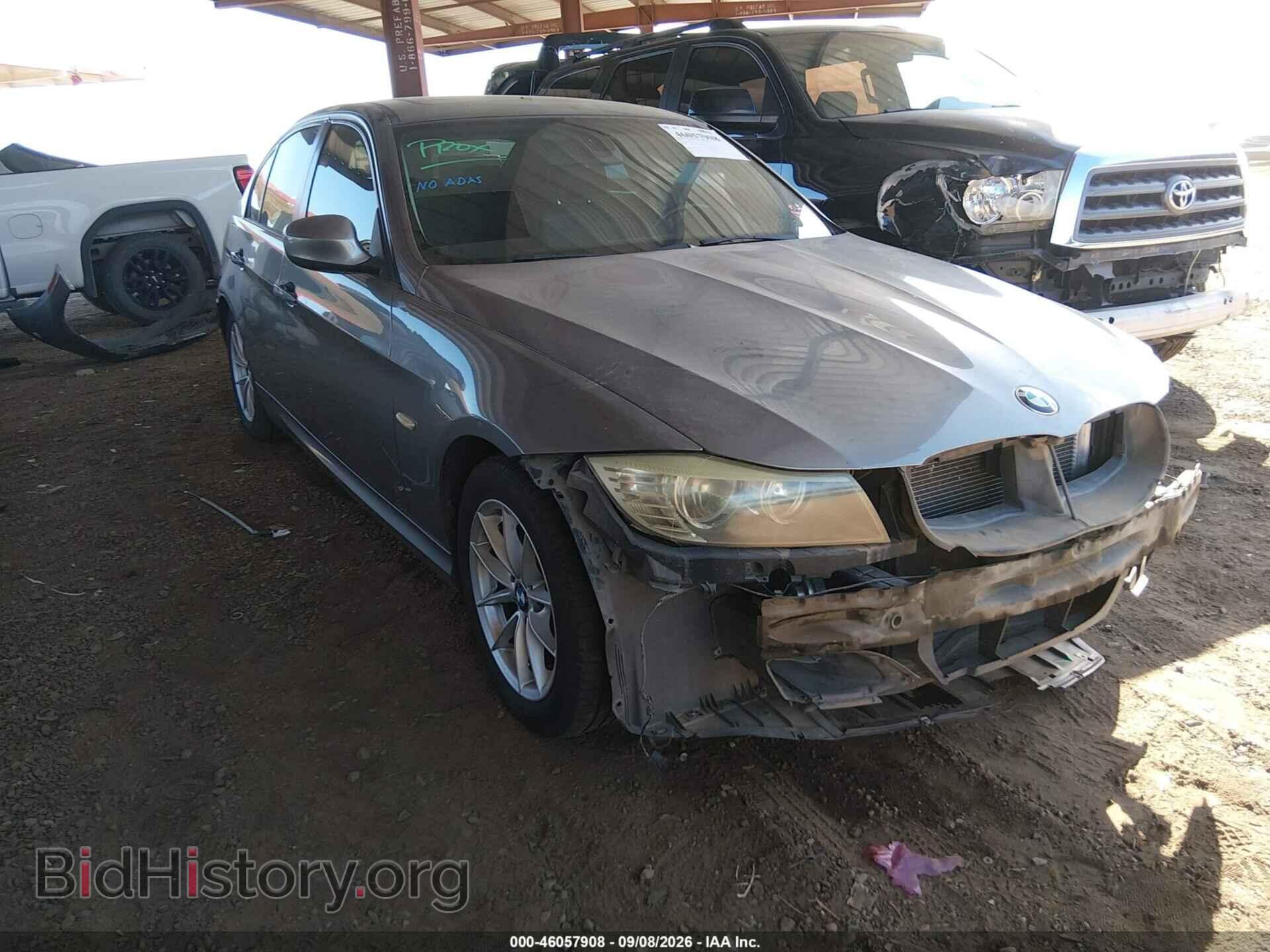 Фотография WBAPH7C5XAE130411 - BMW 328I 2010