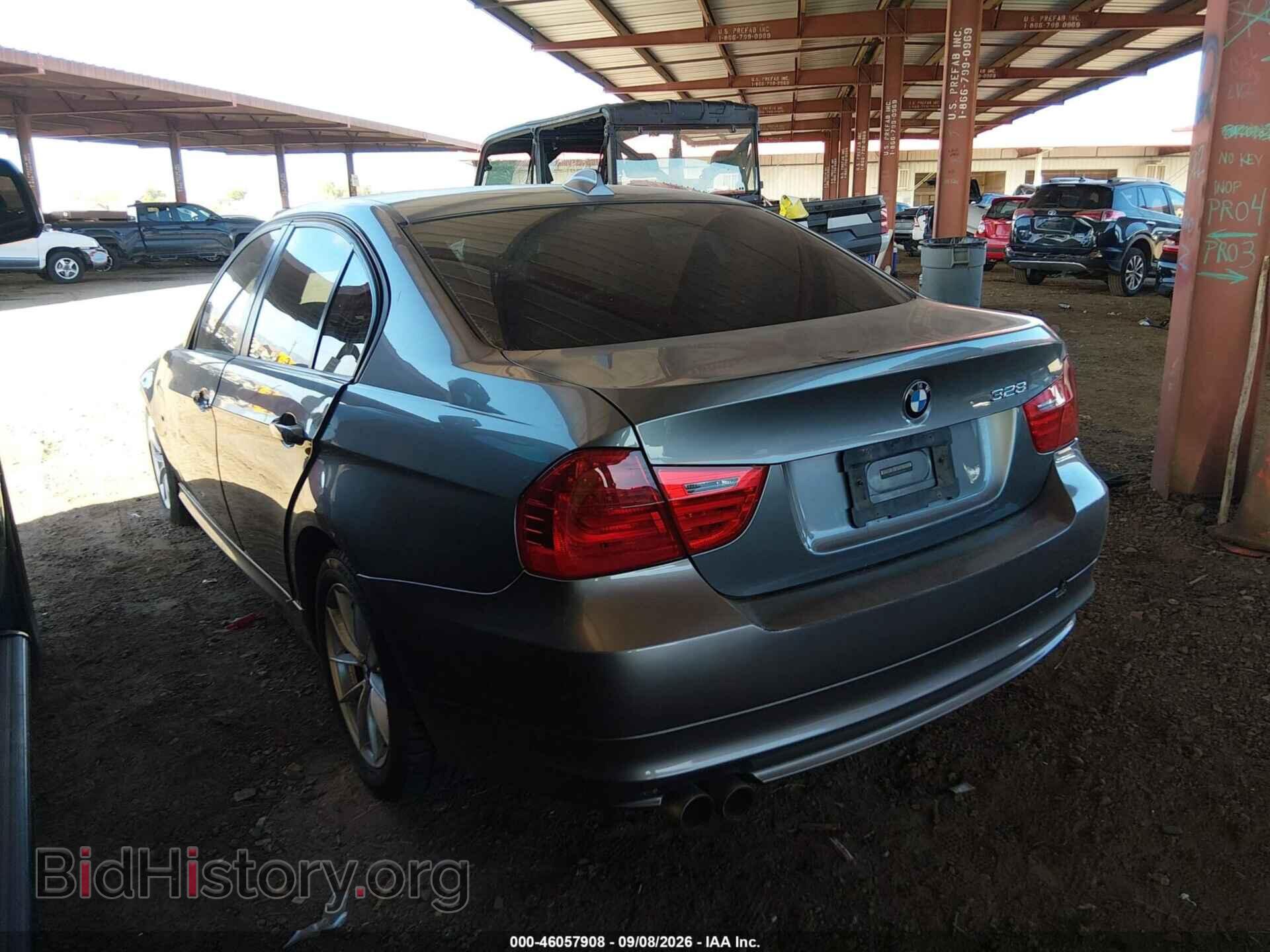 2010 BMW 328I - VIN: WBAPH7C5XAE130411 - Фото 3