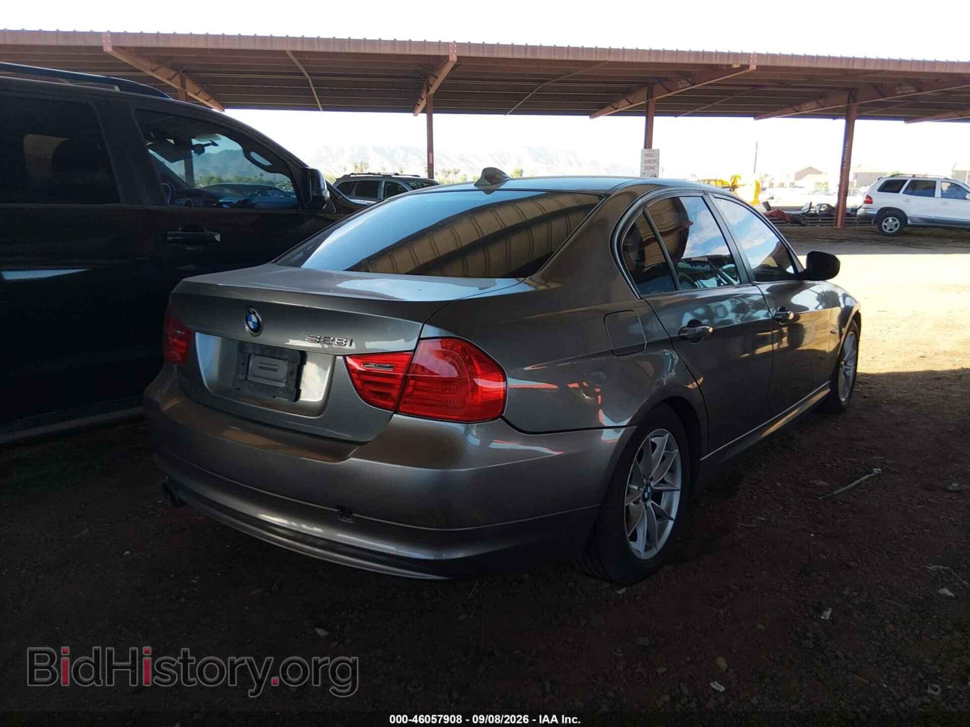 2010 BMW 328I - VIN: WBAPH7C5XAE130411 - Фото 4