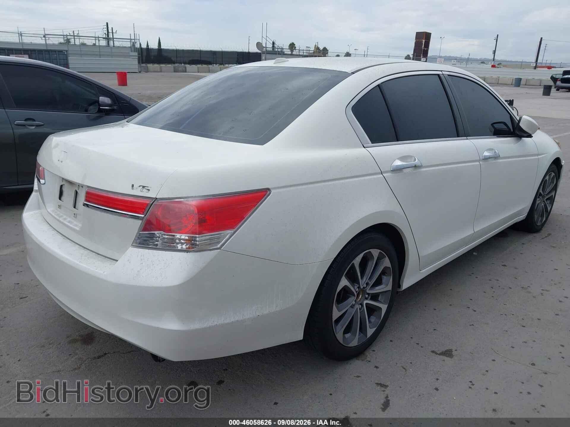 2011 HONDA ACCORD - VIN: 5KBCP3F88BB004584 - Photo 4