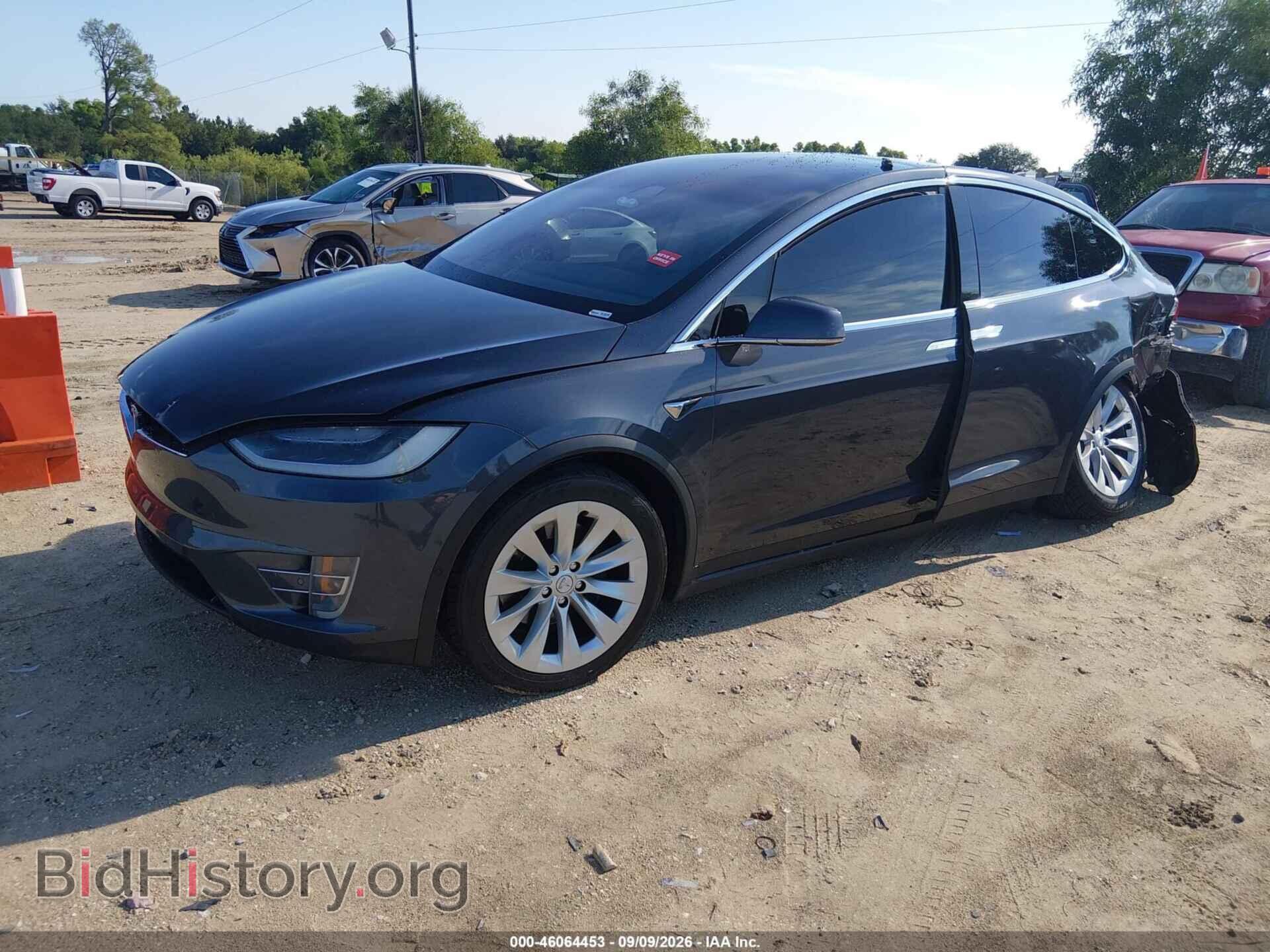 2018 TESLA MODEL X - VIN: 5YJXCBE21JF120100 - Photo 2