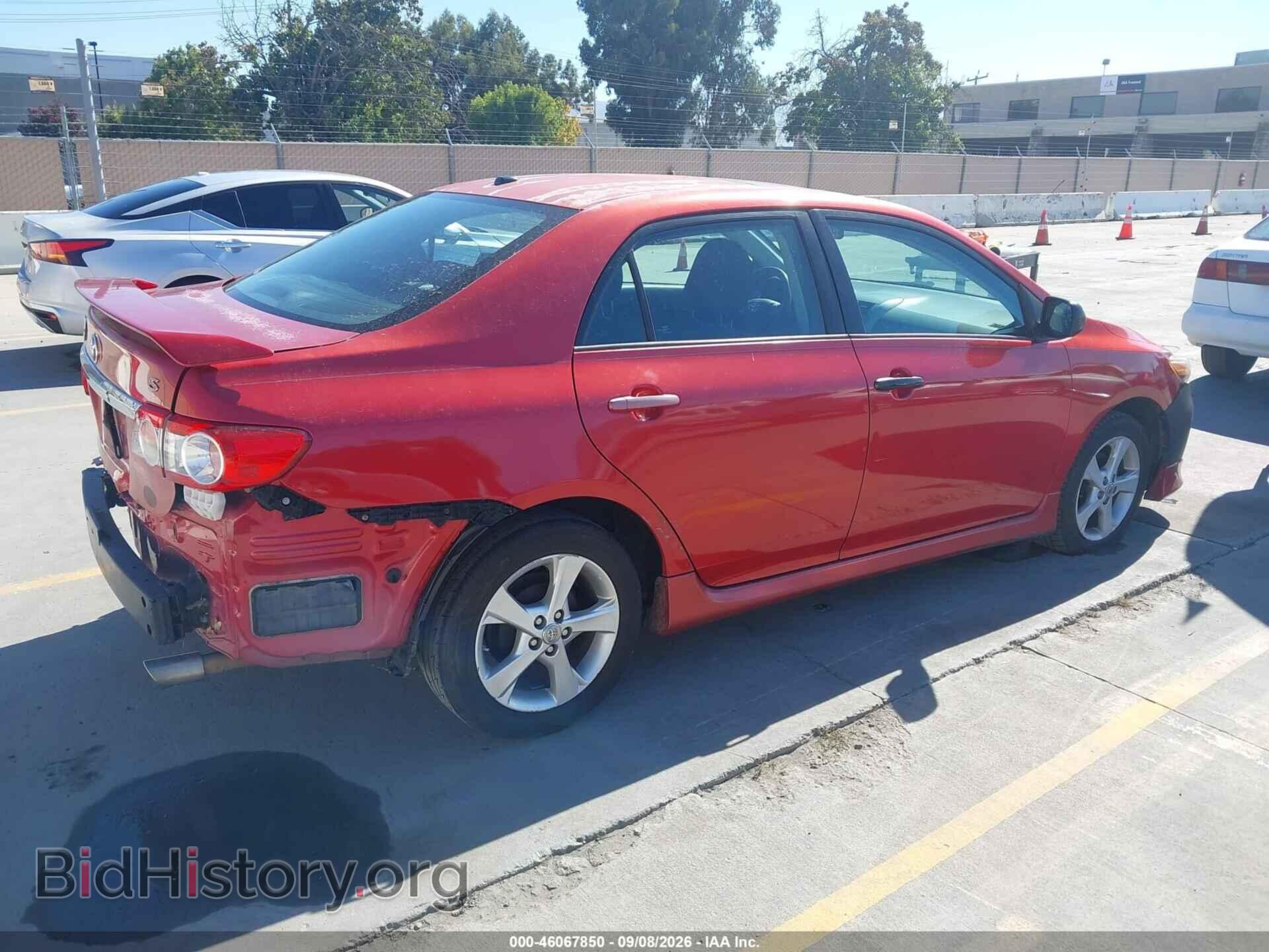 2011 TOYOTA COROLLA - VIN: 2T1BU4EE4BC704607 - Photo 4