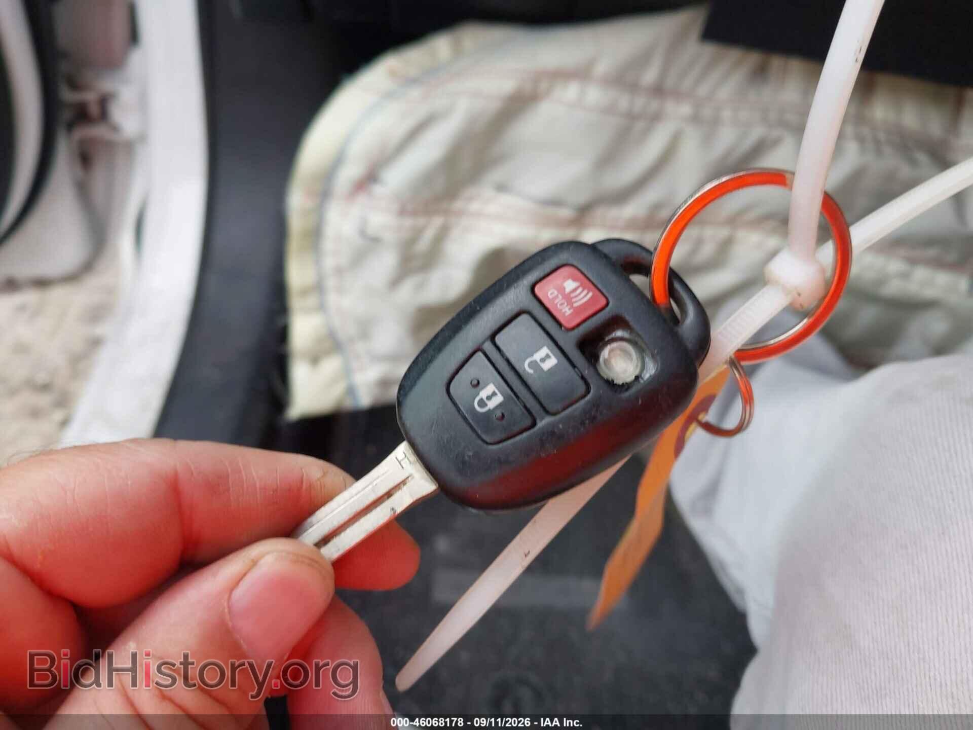 2014 TOYOTA COROLLA - VIN: 2T1BURHE0EC001602 - Фото 11