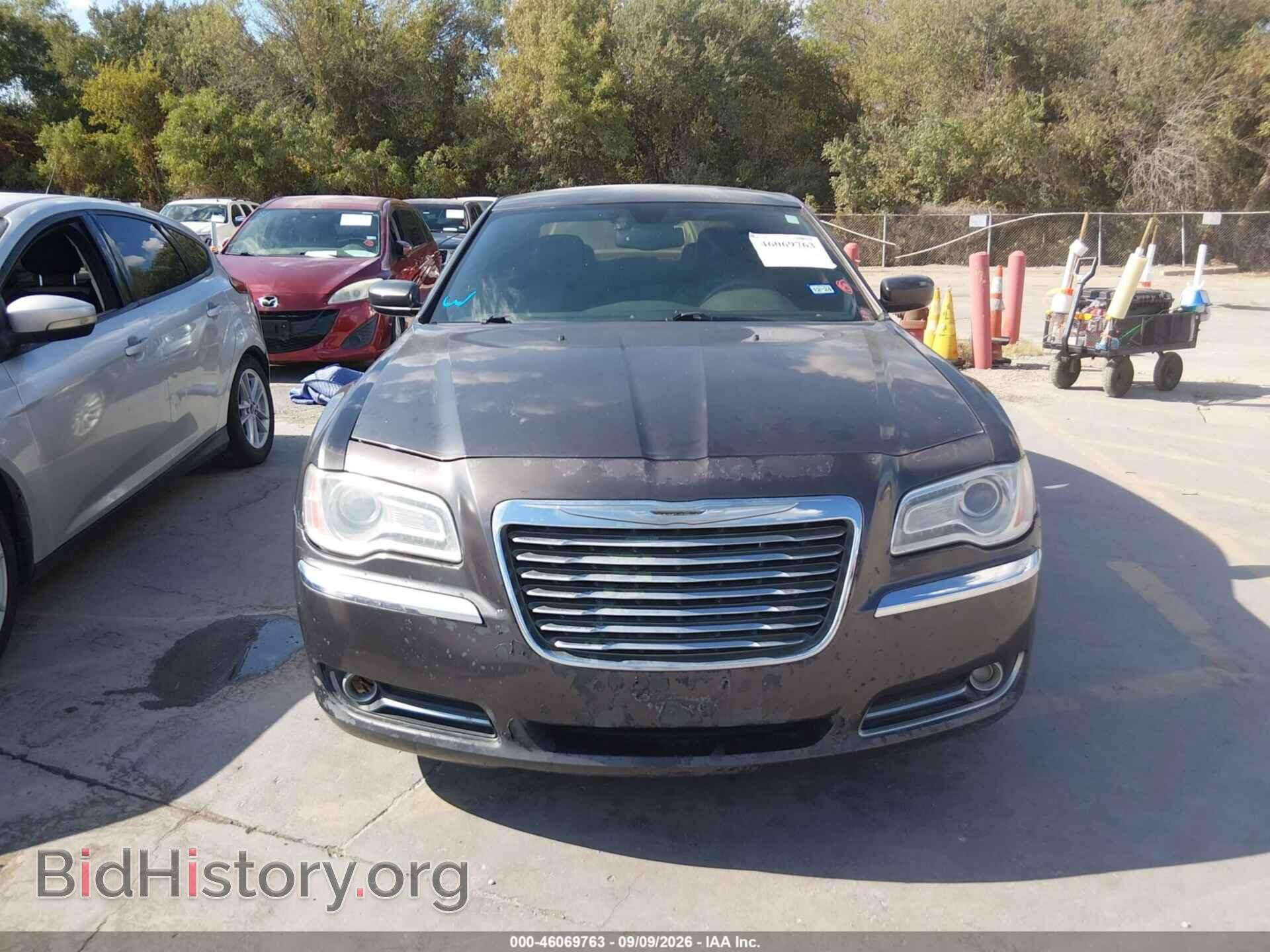 2013 CHRYSLER 300 - VIN: 2C3CCAAG1DH588342 - Фото 6
