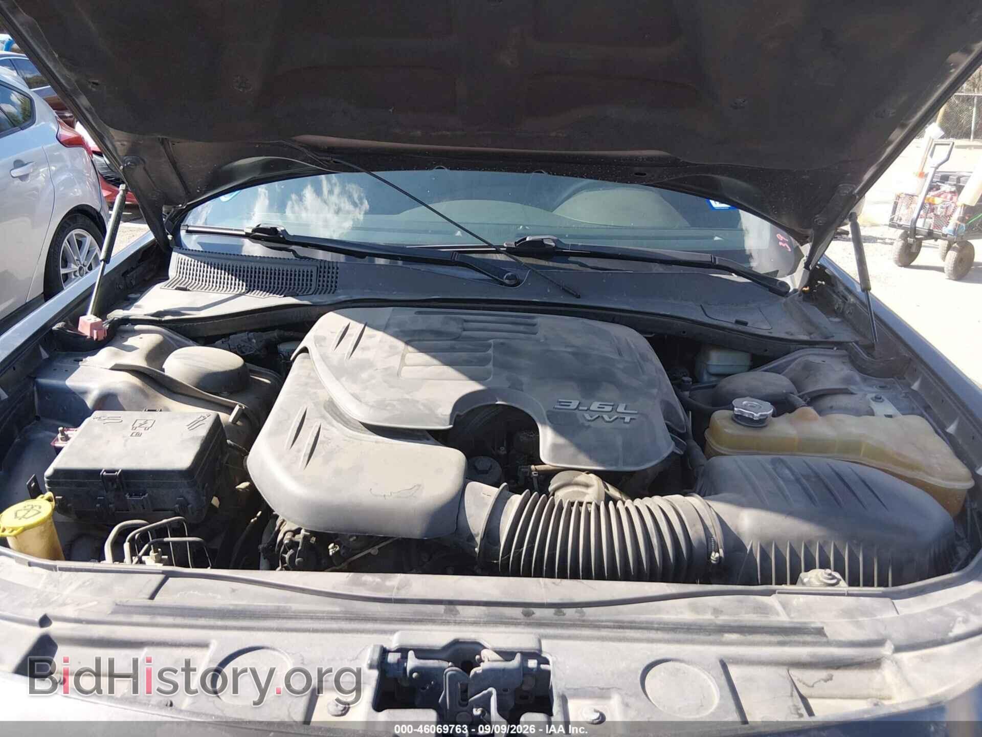 2013 CHRYSLER 300 - VIN: 2C3CCAAG1DH588342 - Фото 10
