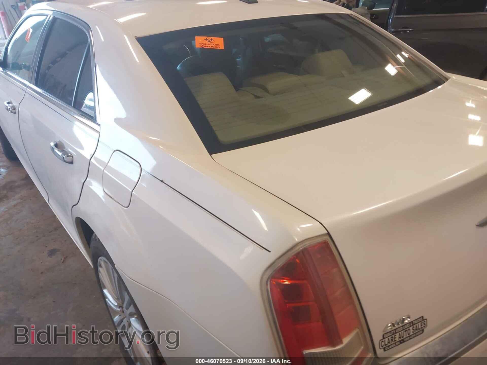 2012 CHRYSLER 300 - VIN: 2C3CCAHG3CH156761 - Фото 3