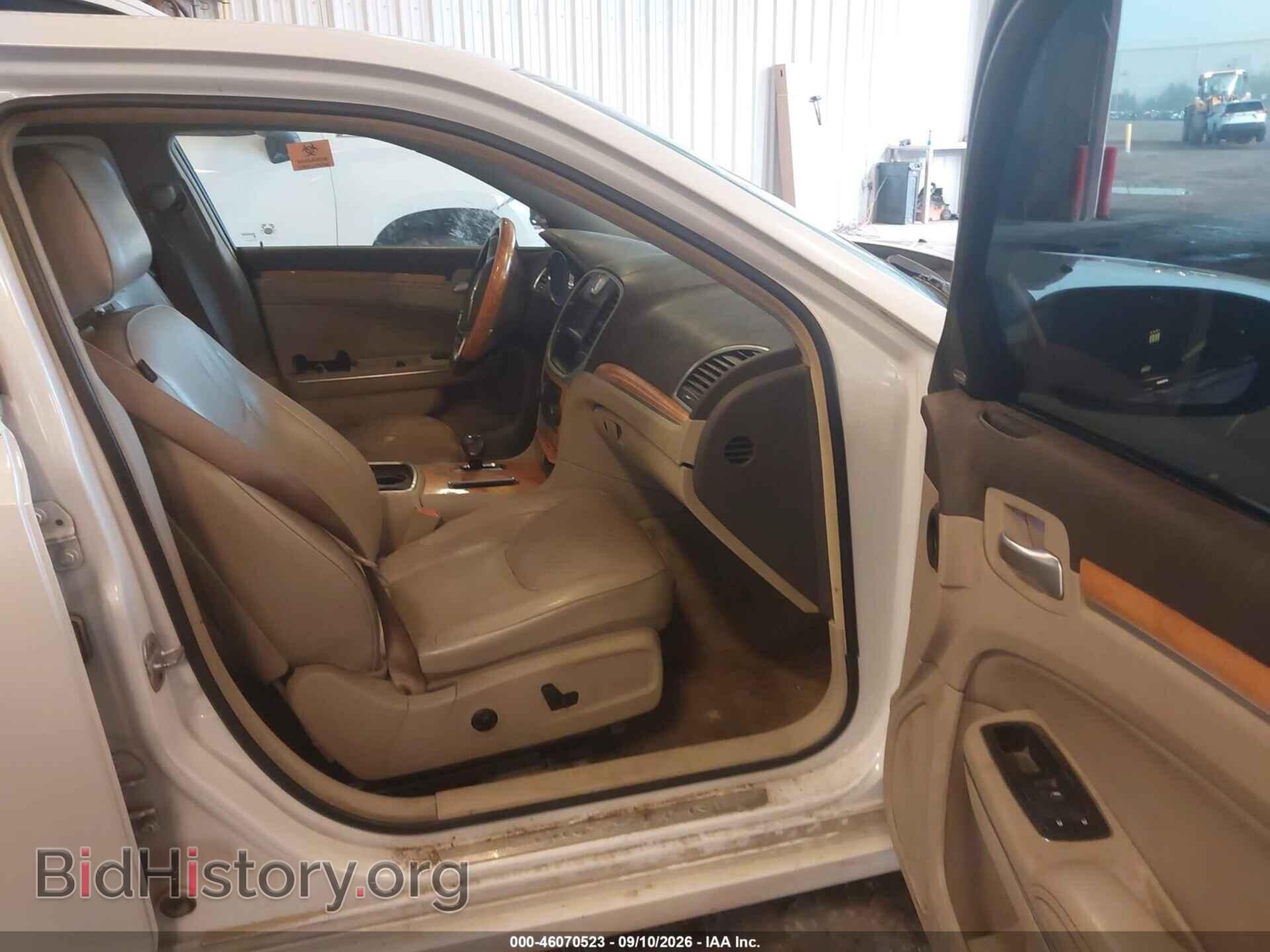 2012 CHRYSLER 300 - VIN: 2C3CCAHG3CH156761 - Фото 5