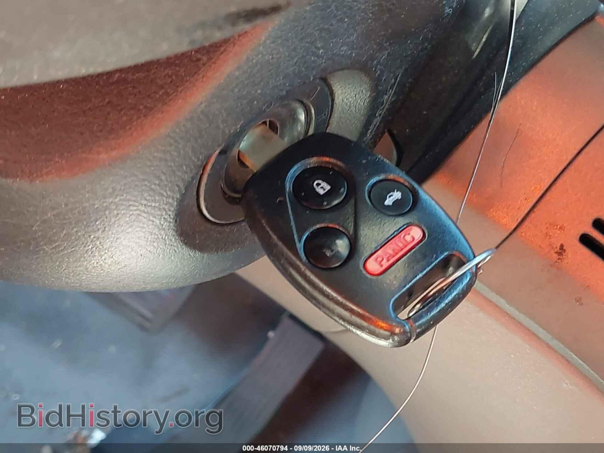 2011 HONDA CIVIC - VIN: 19XFA1F95BE019575 - Photo 11