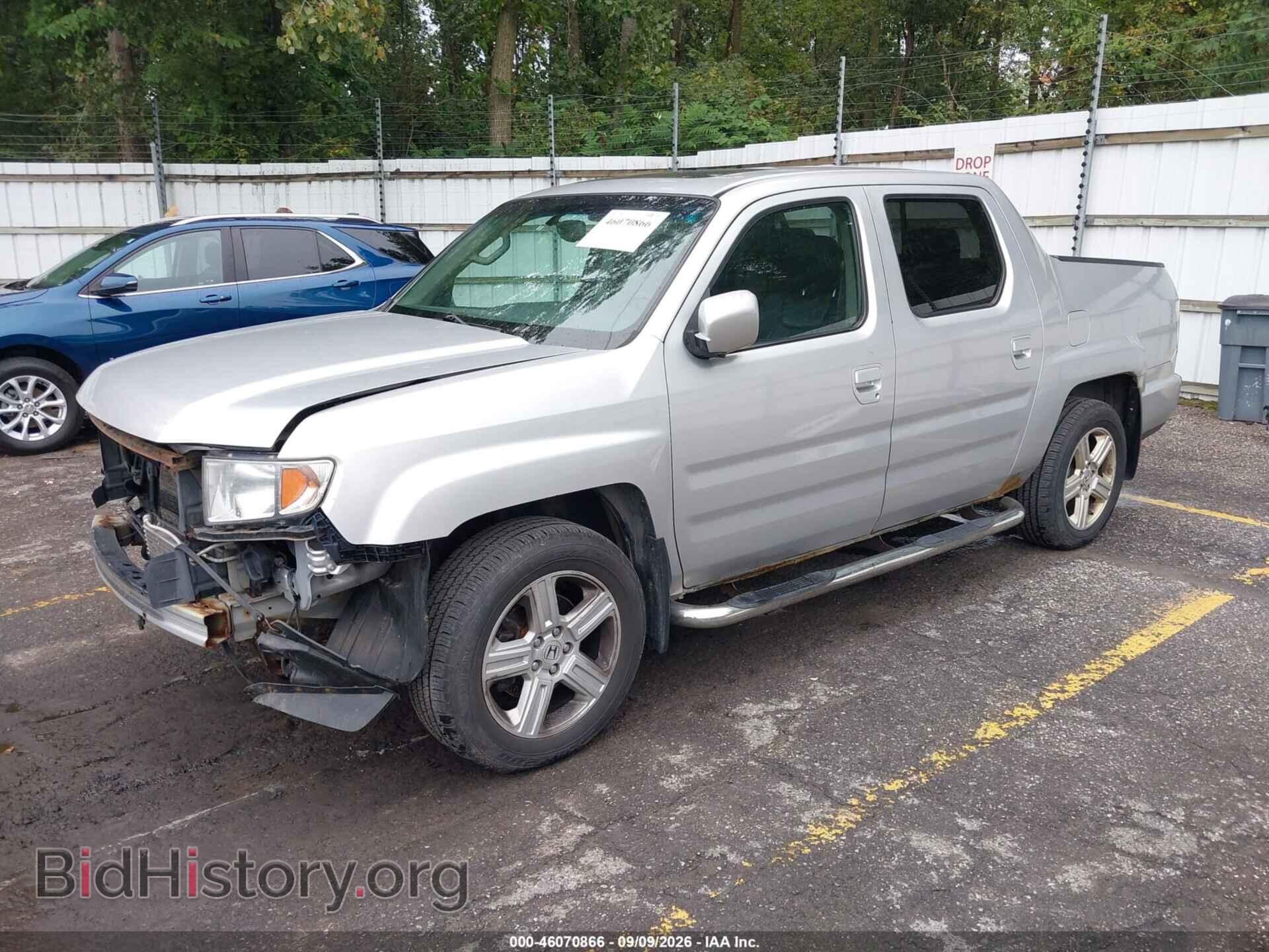 2013 HONDA RIDGELINE - VIN: 5FPYK1F54DB502000 - Фото 2