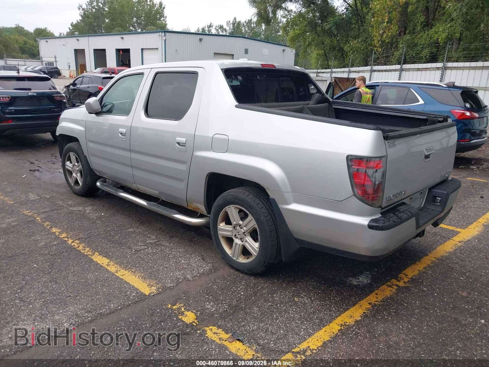 2013 HONDA RIDGELINE - VIN: 5FPYK1F54DB502000 - Фото 3