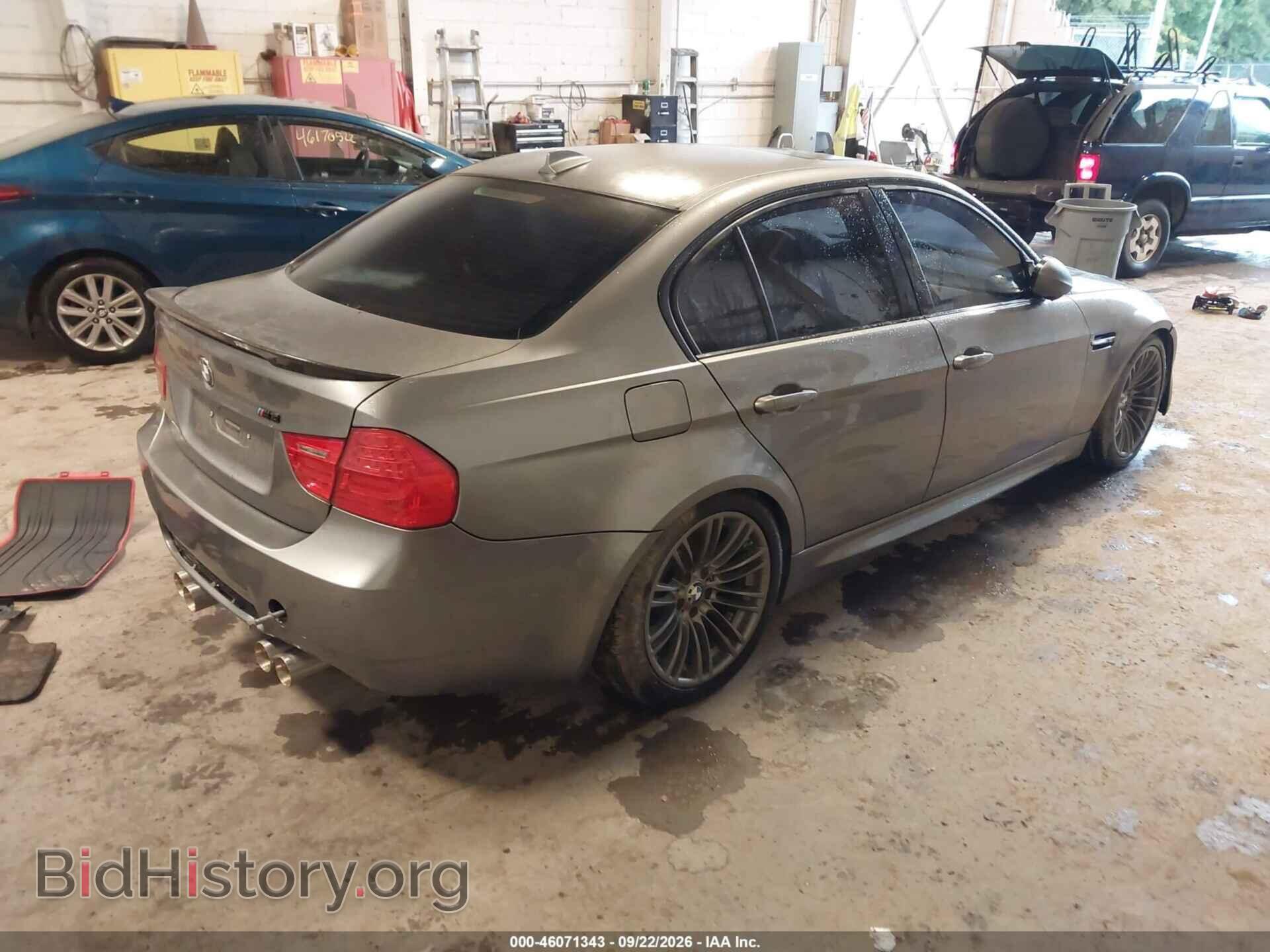 2011 BMW M3 - VIN: WBSPM9C57BE203061 - Photo 4