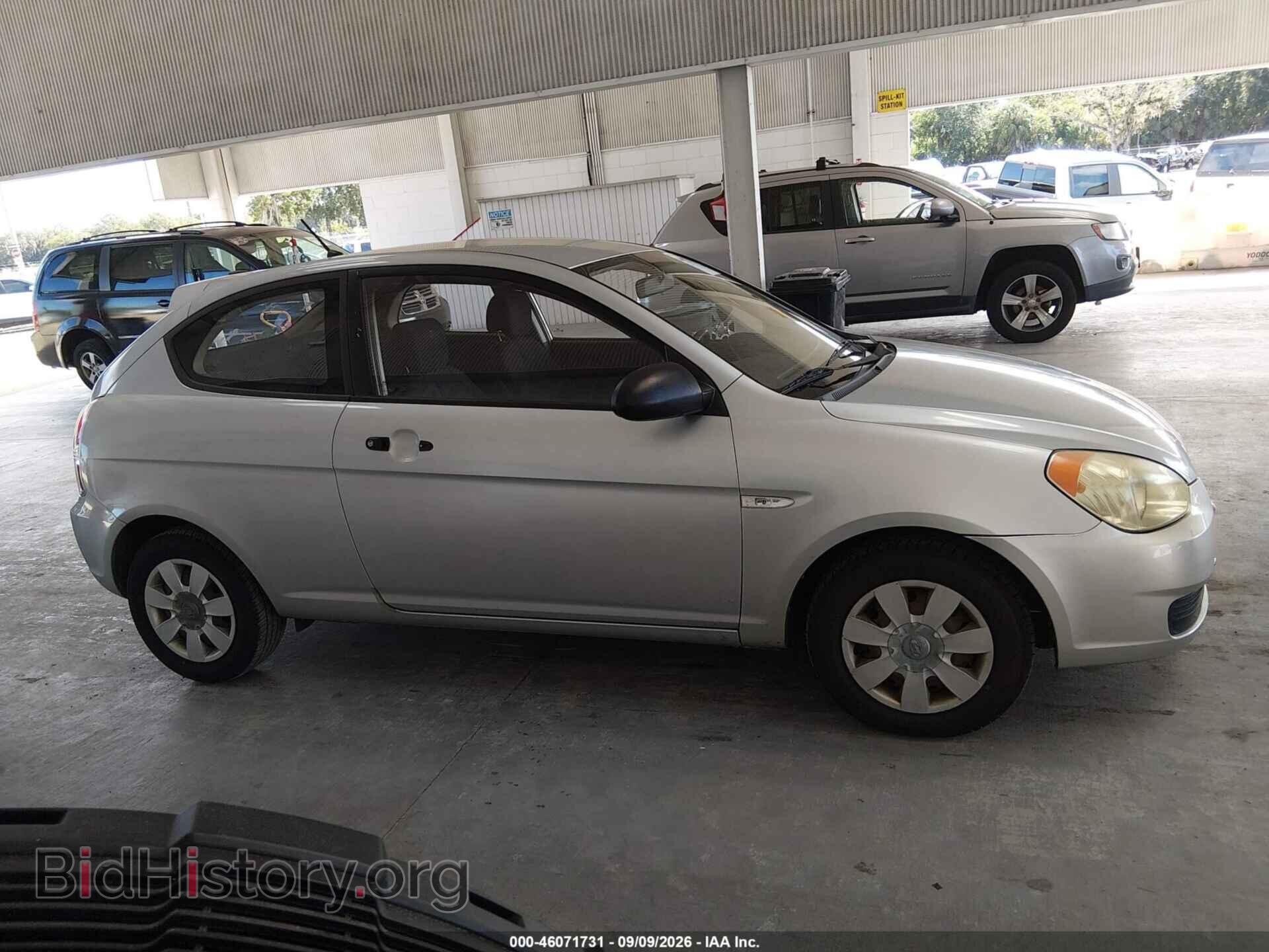 2007 HYUNDAI ACCENT - VIN: KMHCM36C87U047182 - Фото 13