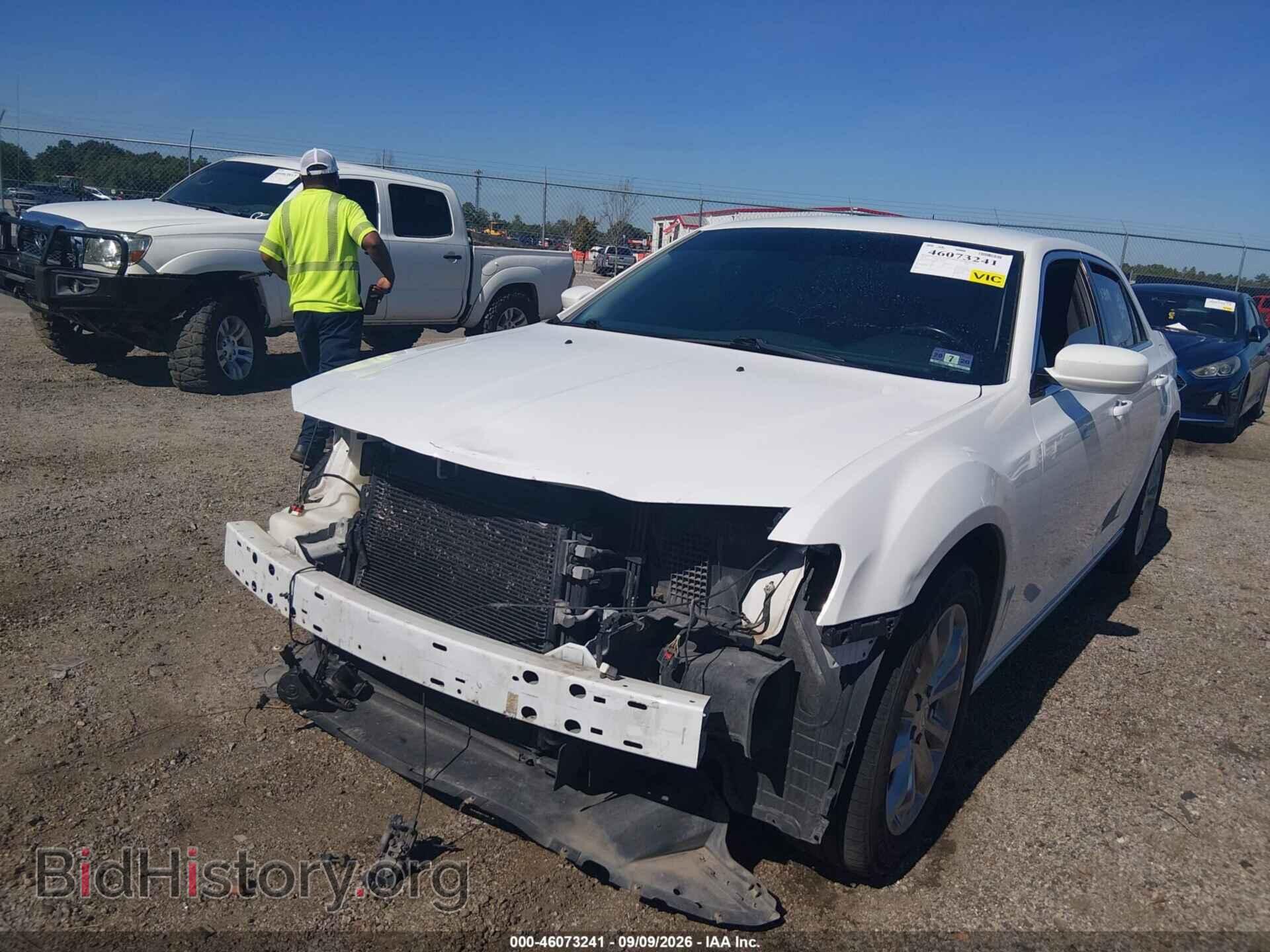 2017 CHRYSLER 300 - VIN: 2C3CCARG8HH541853 - Фото 6