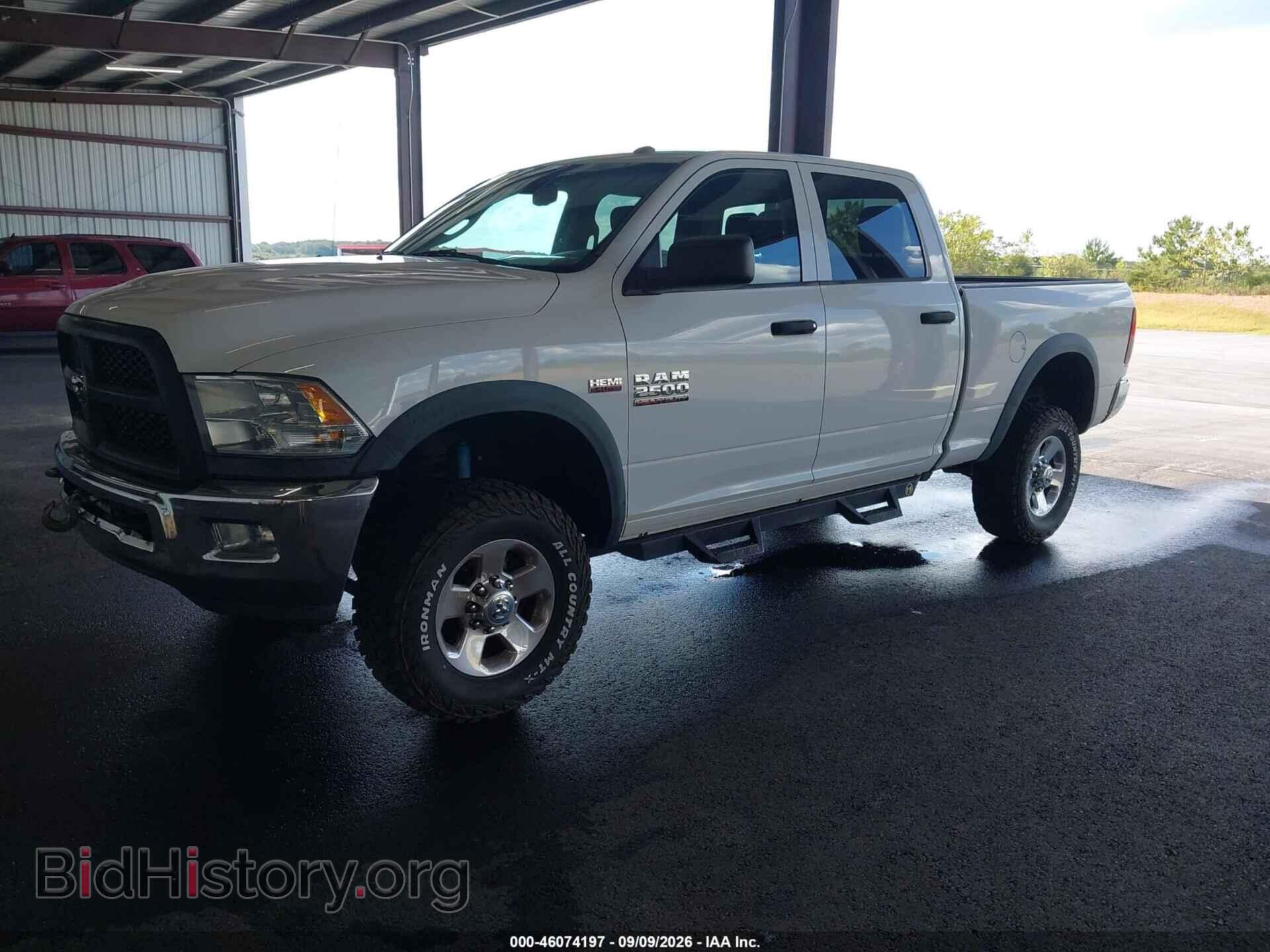 2016 RAM 2500 - VIN: 3C6TR5CJ2GG284443 - Photo 2
