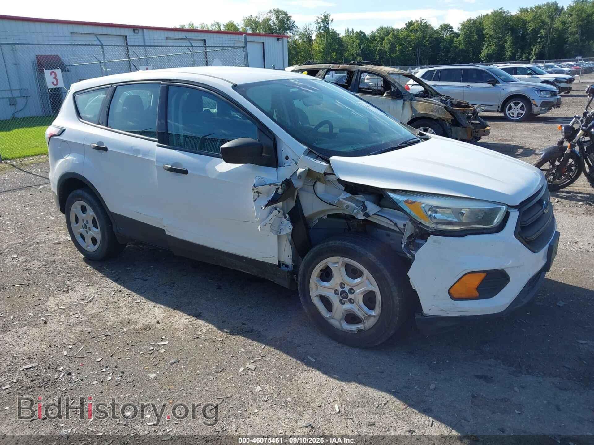 Фотография 1FMCU0F74HUB27582 - FORD ESCAPE 2017