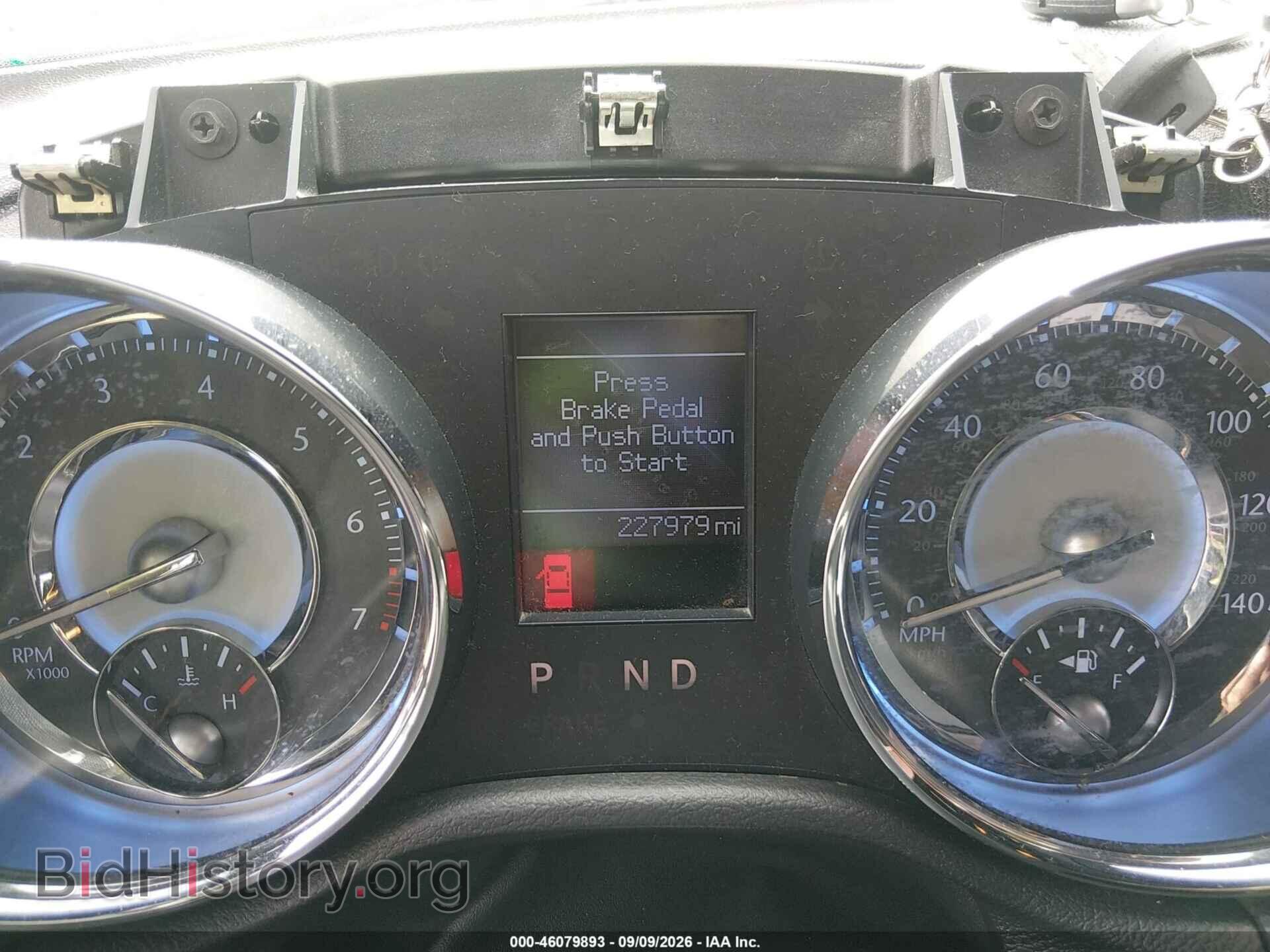 2011 CHRYSLER 300 - VIN: 2C3CA4CG3BH525485 - Photo 7