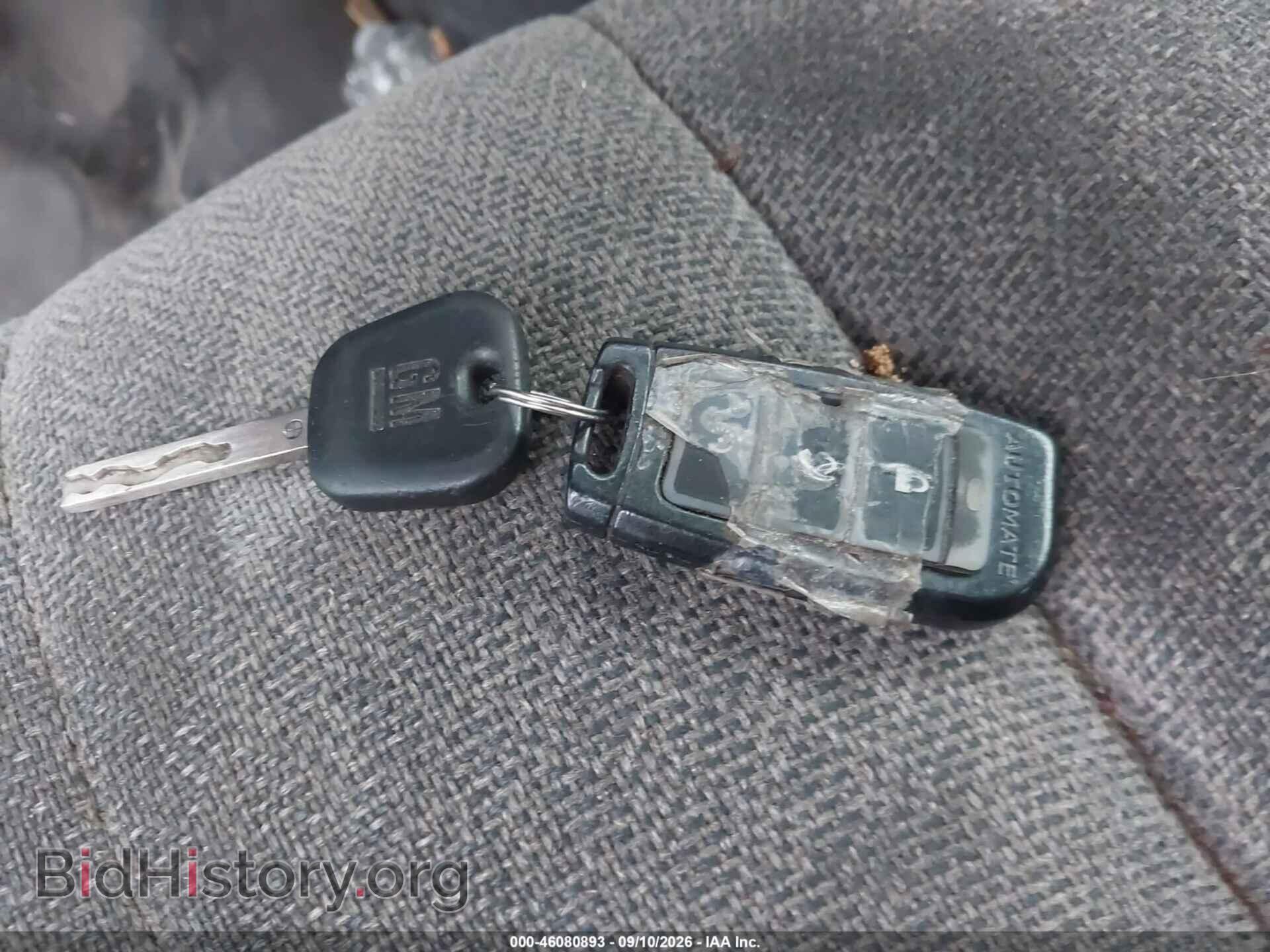 2016 GMC SAVANA 2500 - VIN: 1GTW7AFF5G1901778 - Photo 11