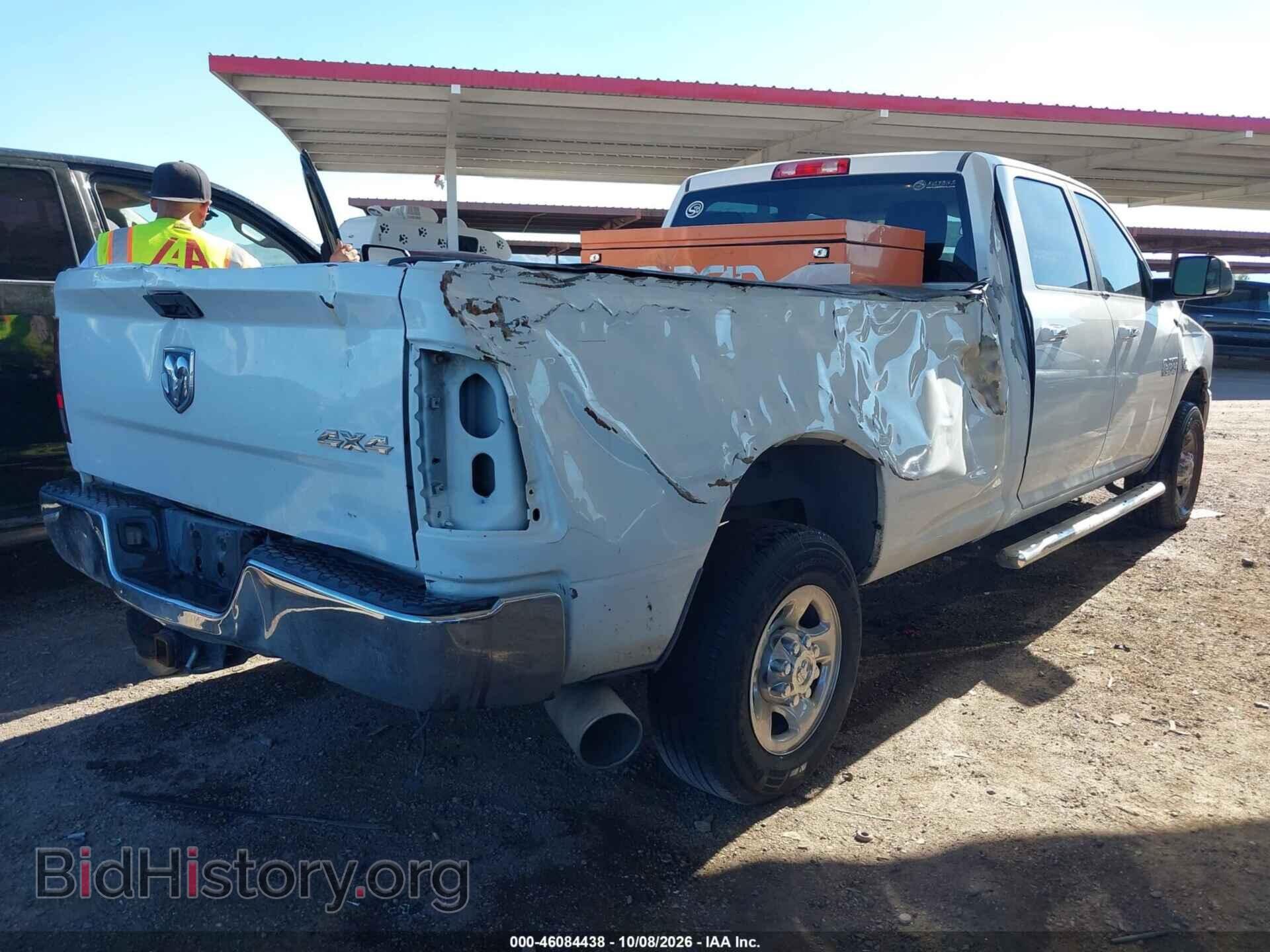 2013 RAM 2500 - VIN: 3C6UR5HL2DG526478 - Photo 4
