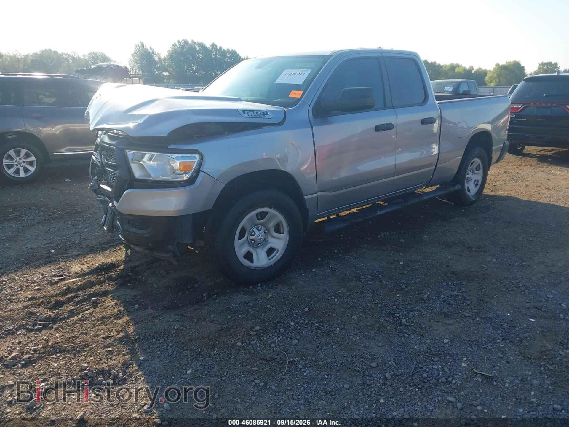2019 RAM 1500 - VIN: 1C6RRECT1KN604136 - Photo 2