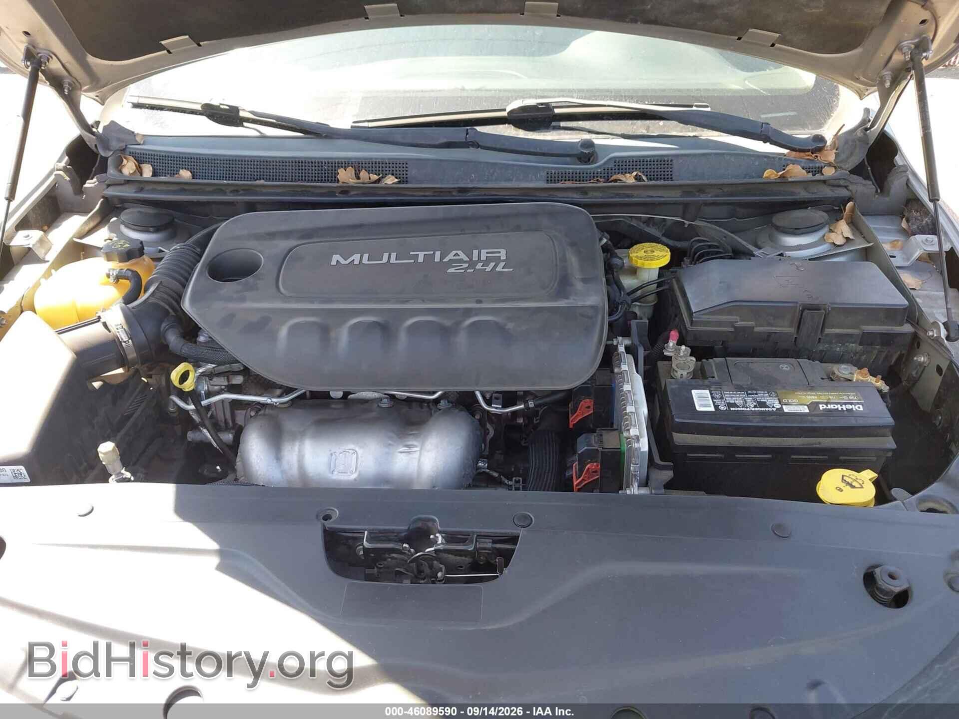 2015 CHRYSLER 200 - VIN: 1C3CCCAB7FN733829 - Фото 10