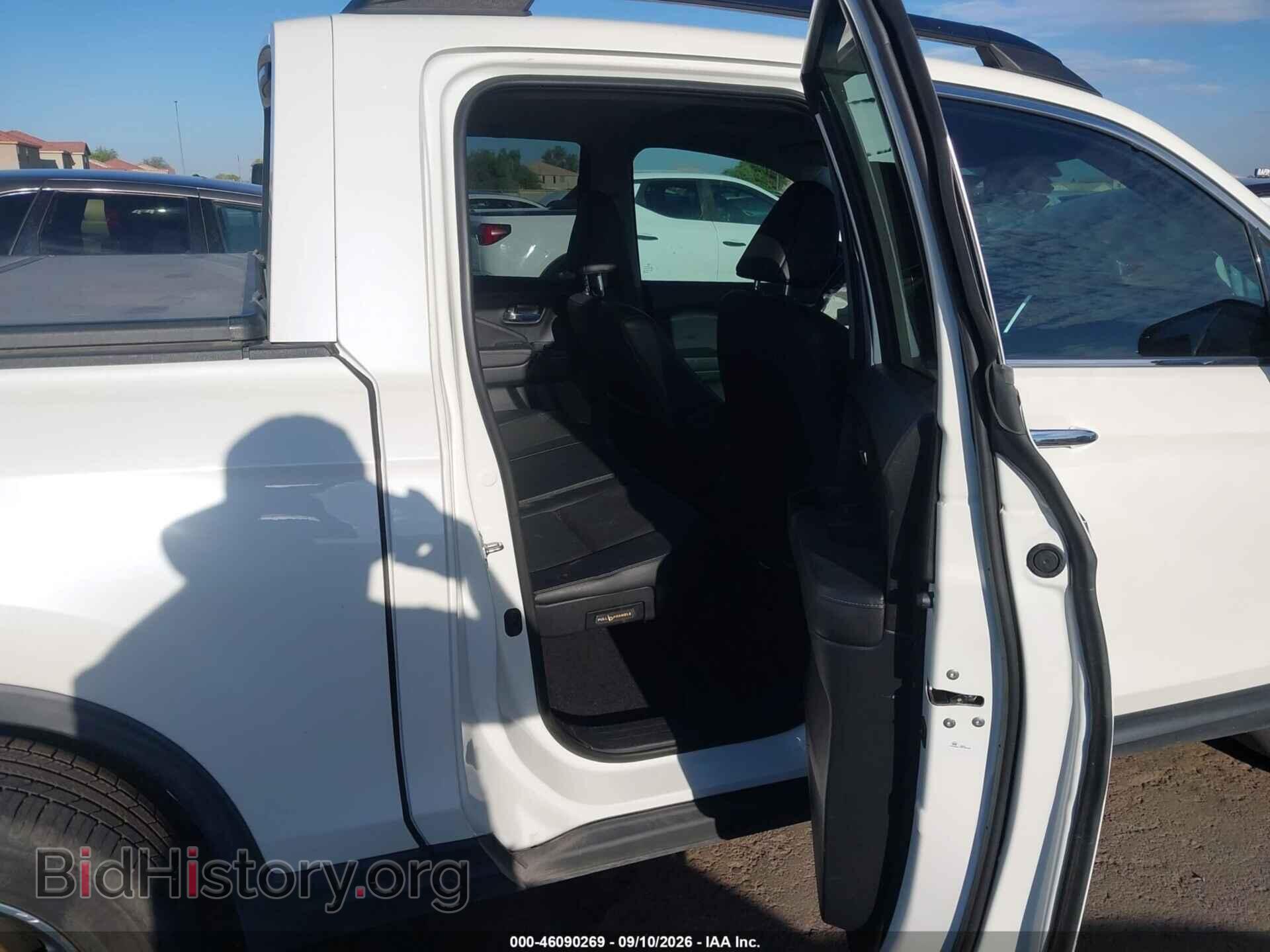 2019 HONDA RIDGELINE - VIN: 5FPYK3F73KB002940 - Photo 8