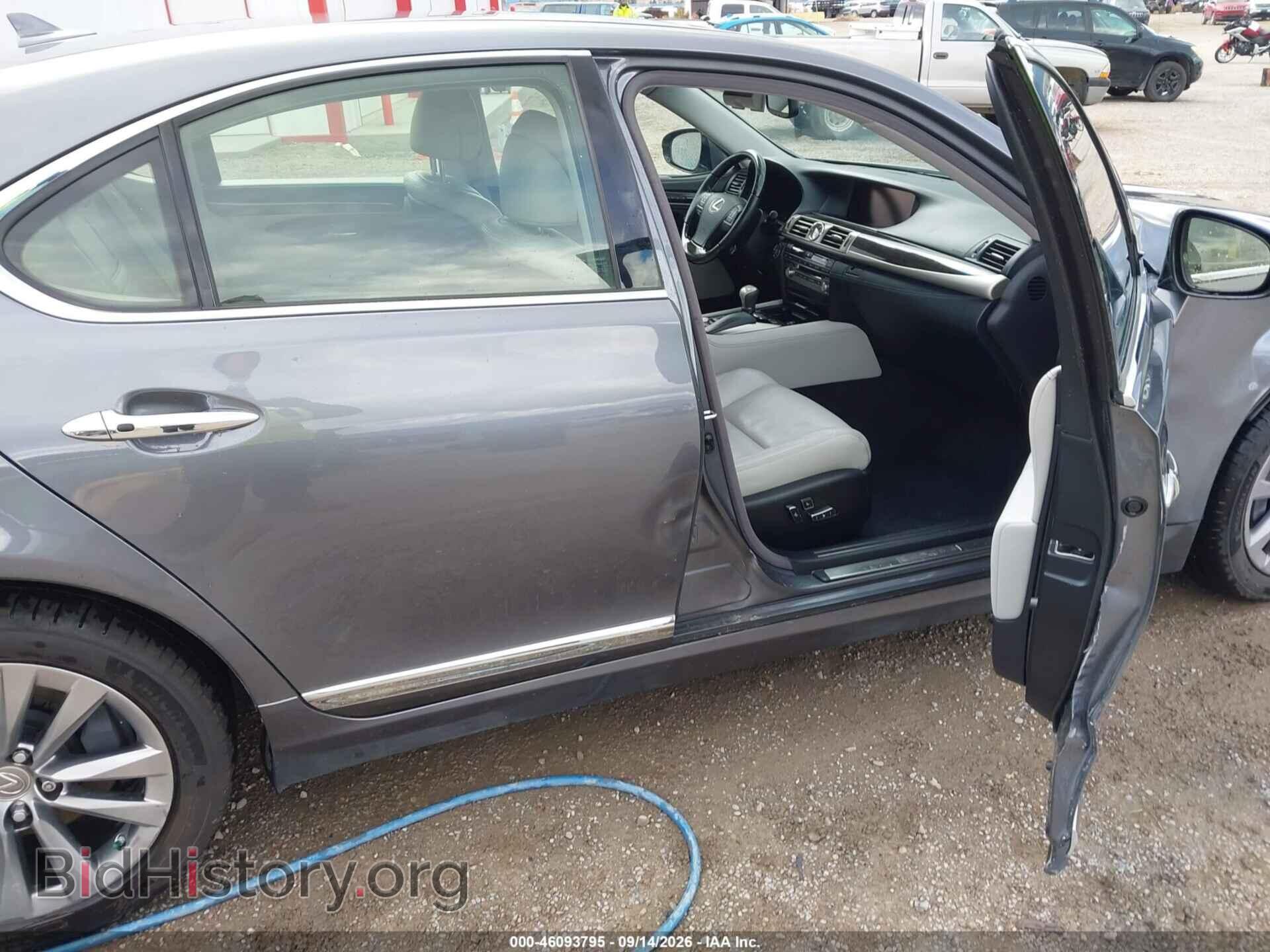 2013 LEXUS LS 460 - VIN: JTHCL5EF2D5018280 - Photo 5