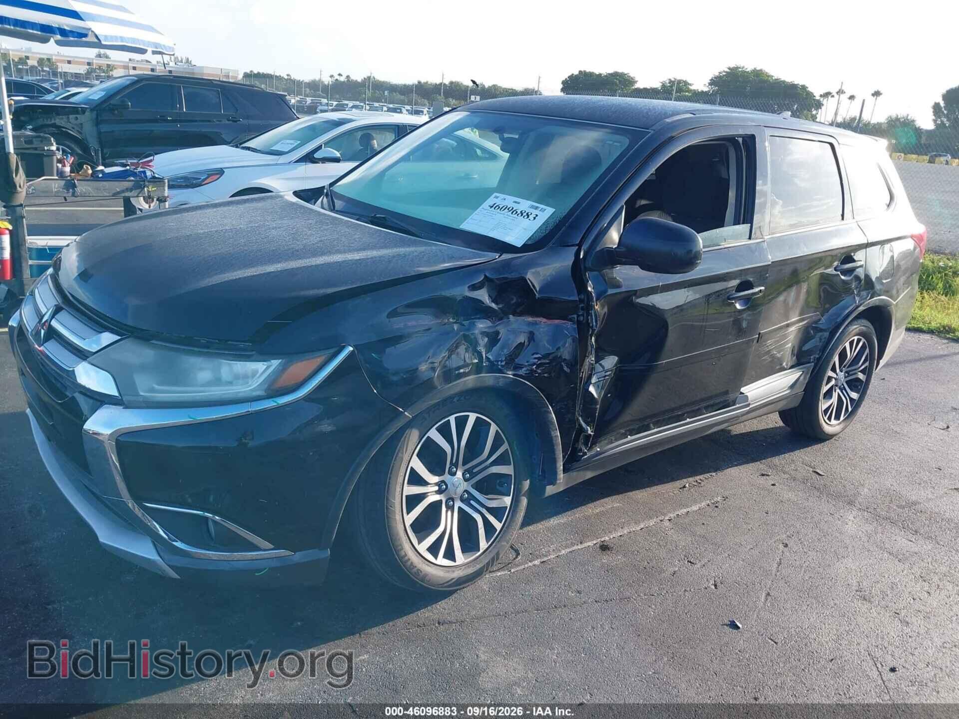2017 MITSUBISHI OUTLANDER - VIN: JA4AD2A31HZ016660 - Photo 2