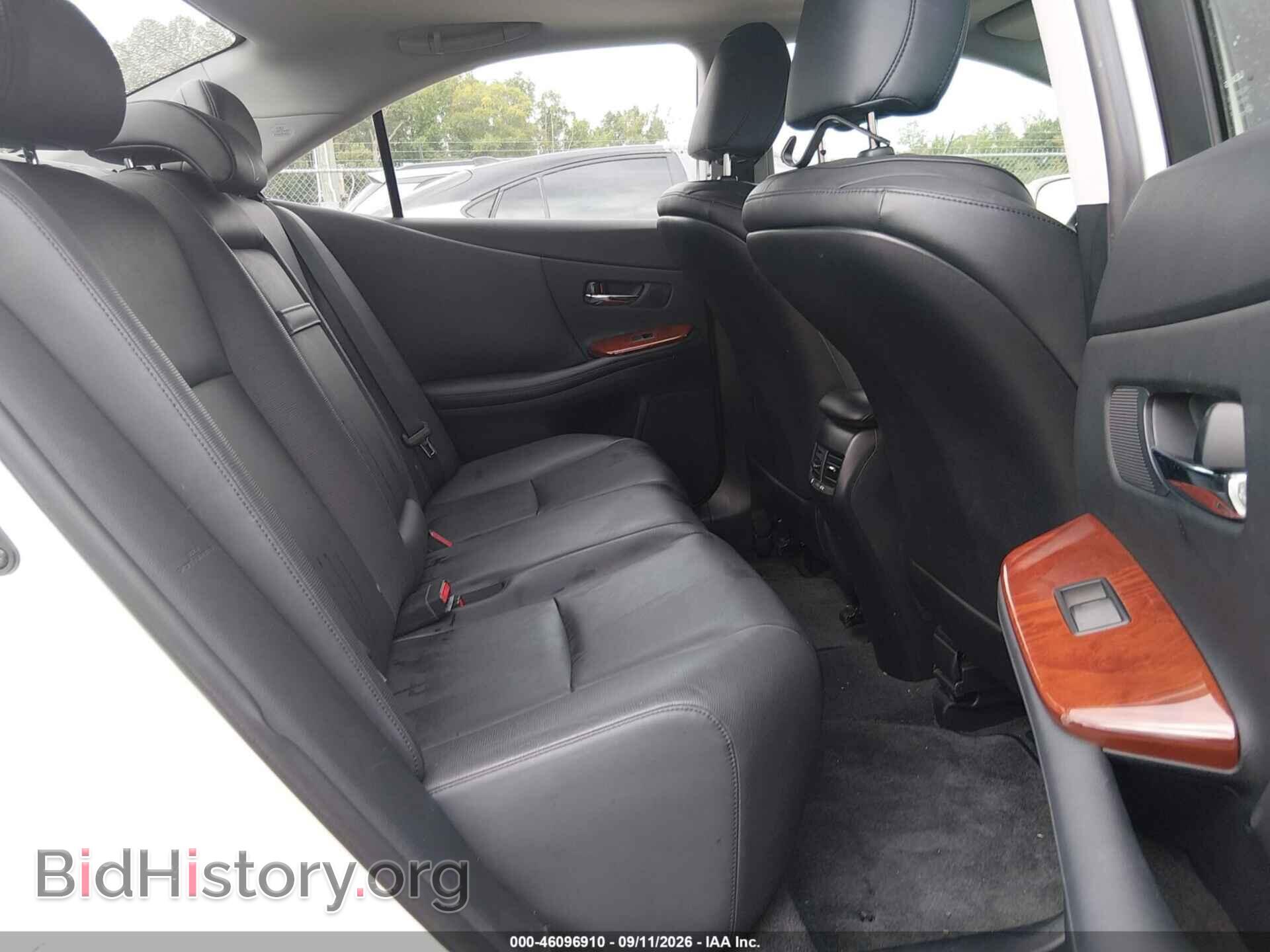 2010 LEXUS HS 250H - VIN: JTHBB1BA0A2012104 - Photo 8