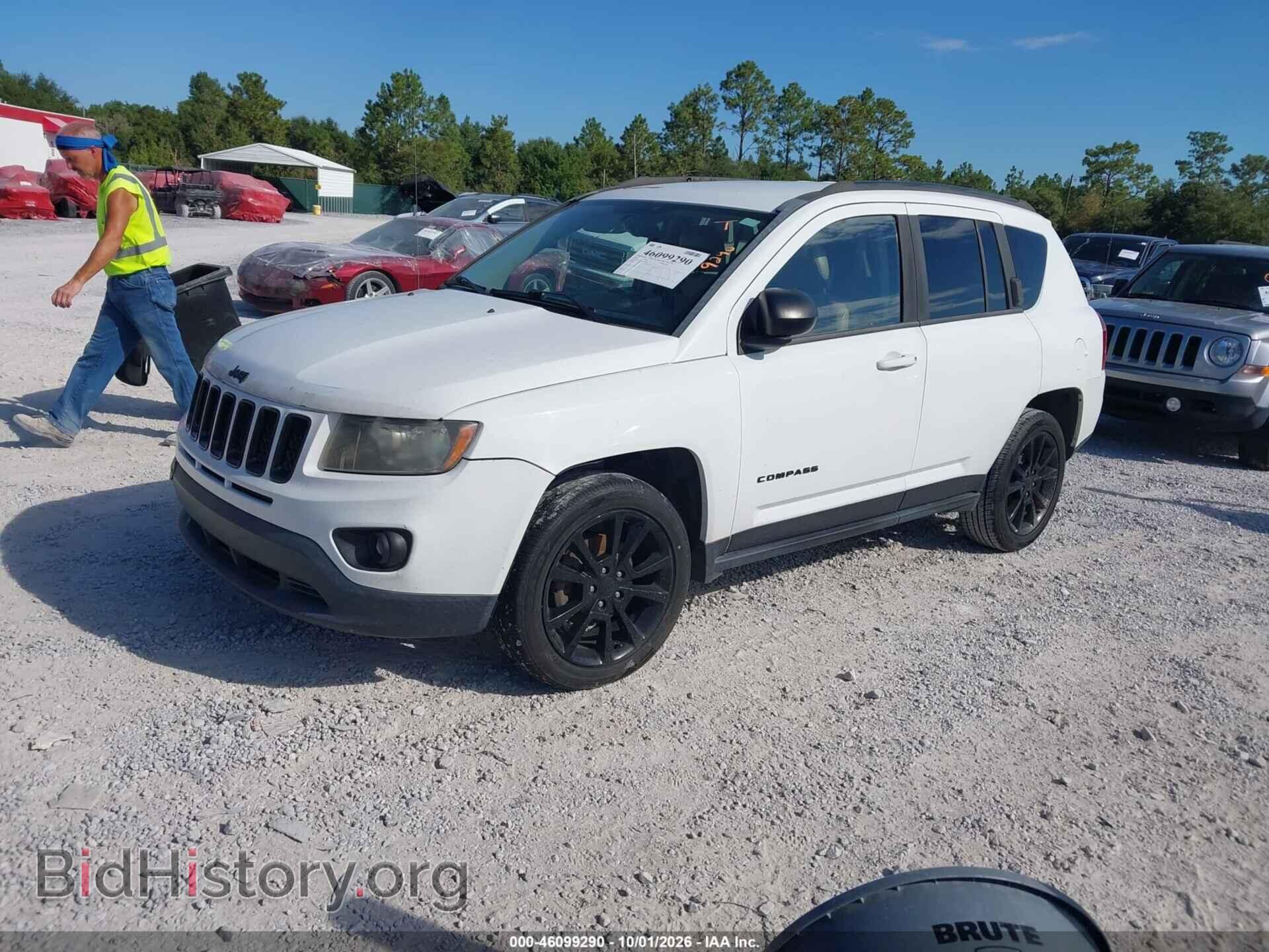 2014 JEEP COMPASS - VIN: 1C4NJCBA8ED772935 - Photo 2