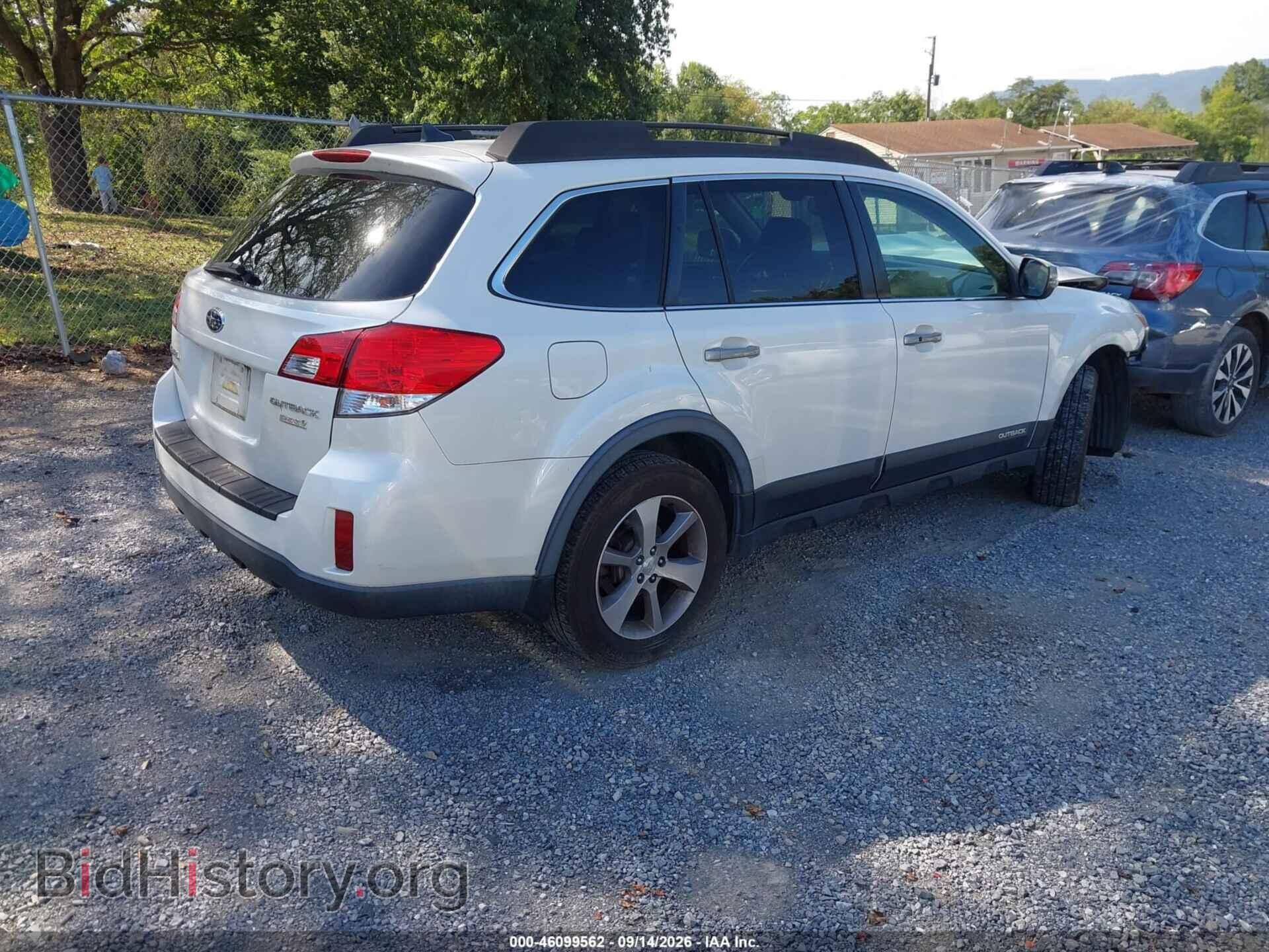 2014 SUBARU OUTBACK - VIN: 4S4BRBPCXE3276066 - Photo 4
