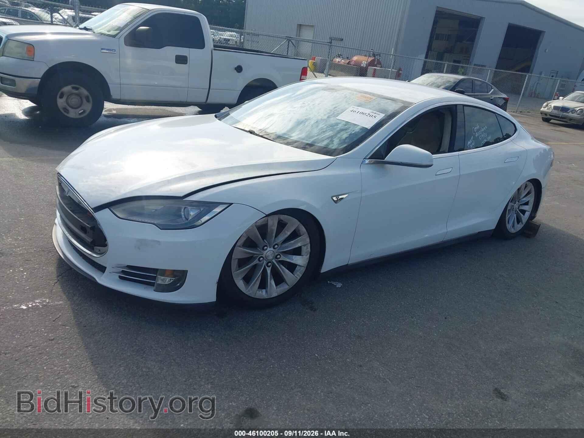 2013 TESLA MODEL S - VIN: 5YJSA1CNXDFP12820 - Photo 2