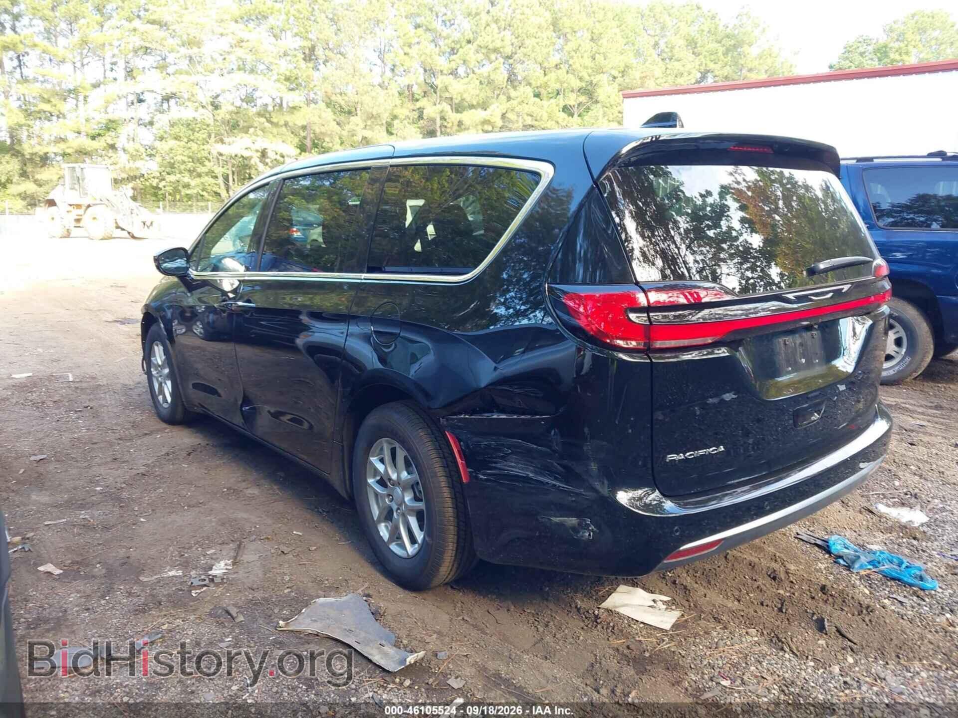 2027 CHRYSLER PACIFICA - VIN: 2C4RC1BG3VR552801 - Photo 3