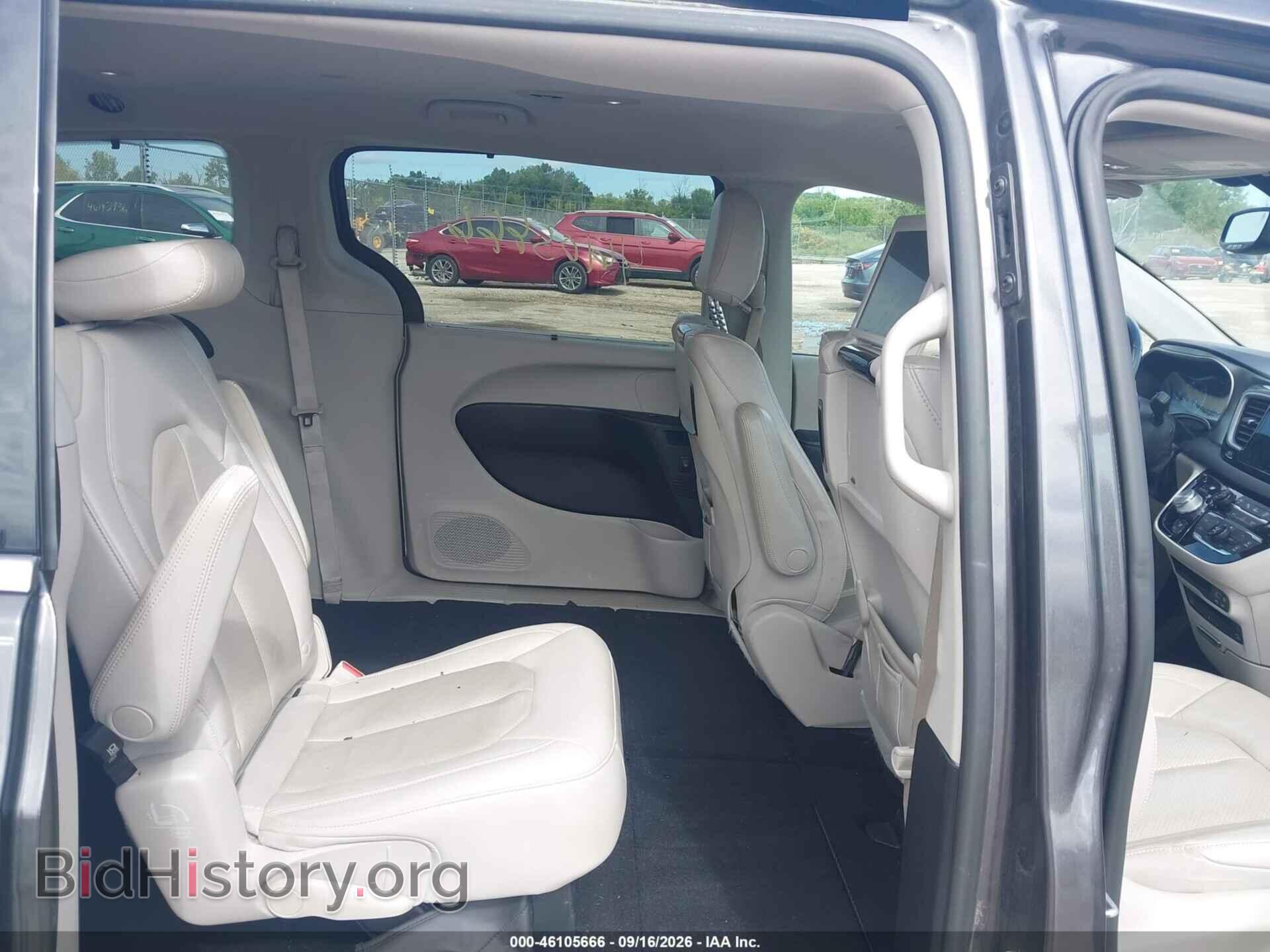 2020 CHRYSLER PACIFICA - VIN: 2C4RC1EG3LR100582 - Фото 8