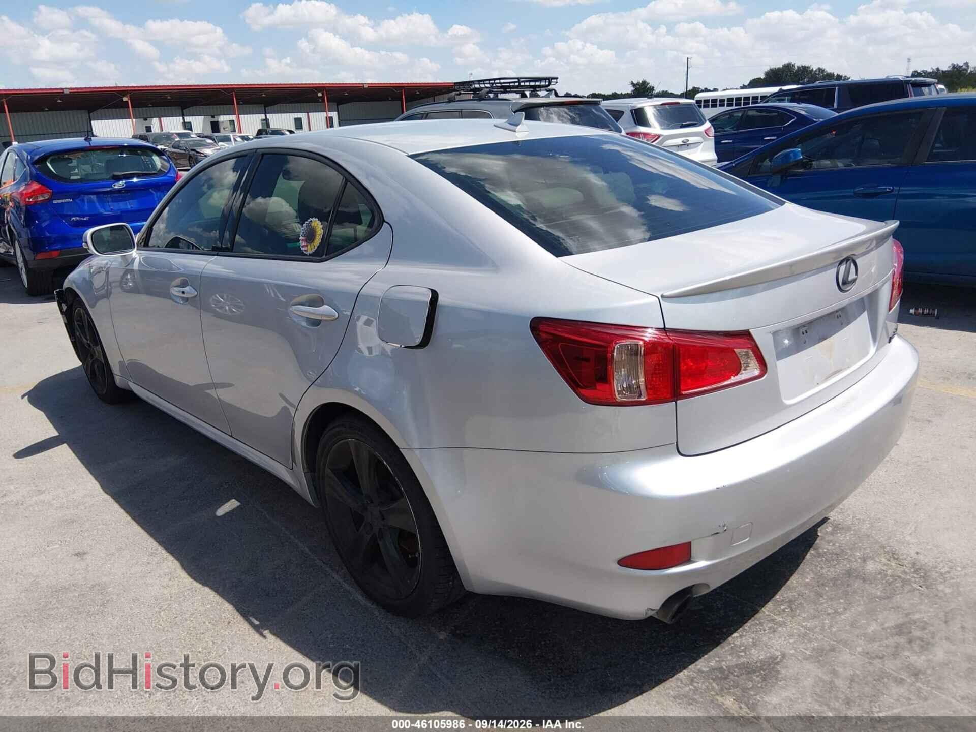 2011 LEXUS IS 350 - VIN: JTHBE5C21B5026096 - Фото 3