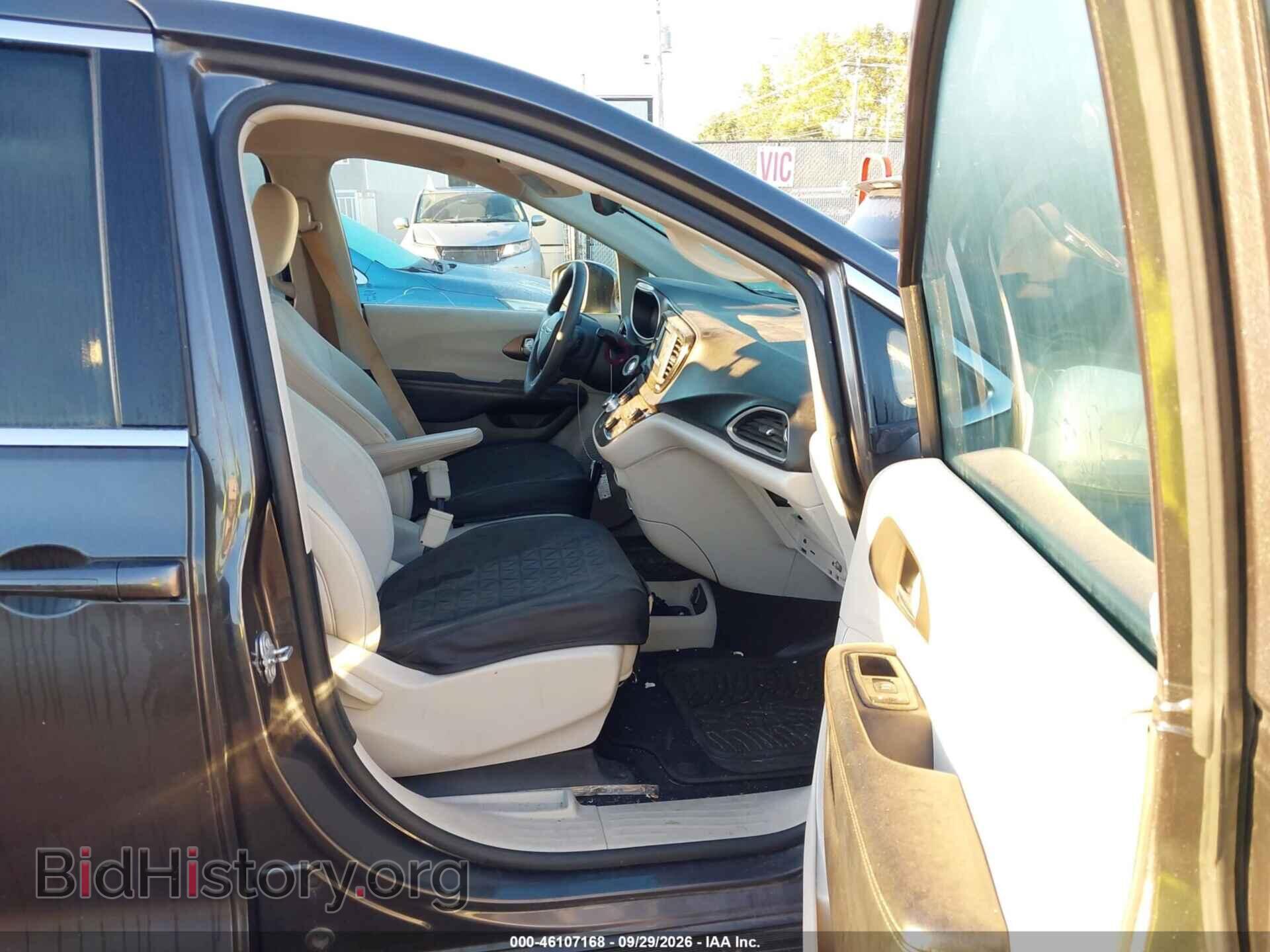 2017 CHRYSLER PACIFICA - VIN: 2C4RC1CG1HR657386 - Photo 5
