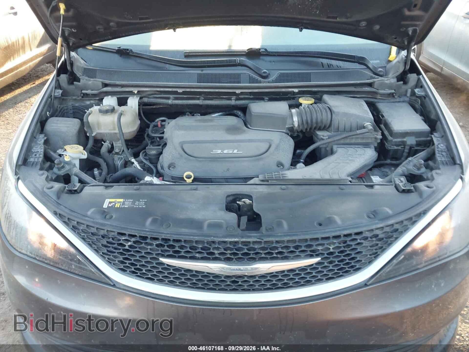 2017 CHRYSLER PACIFICA - VIN: 2C4RC1CG1HR657386 - Photo 10