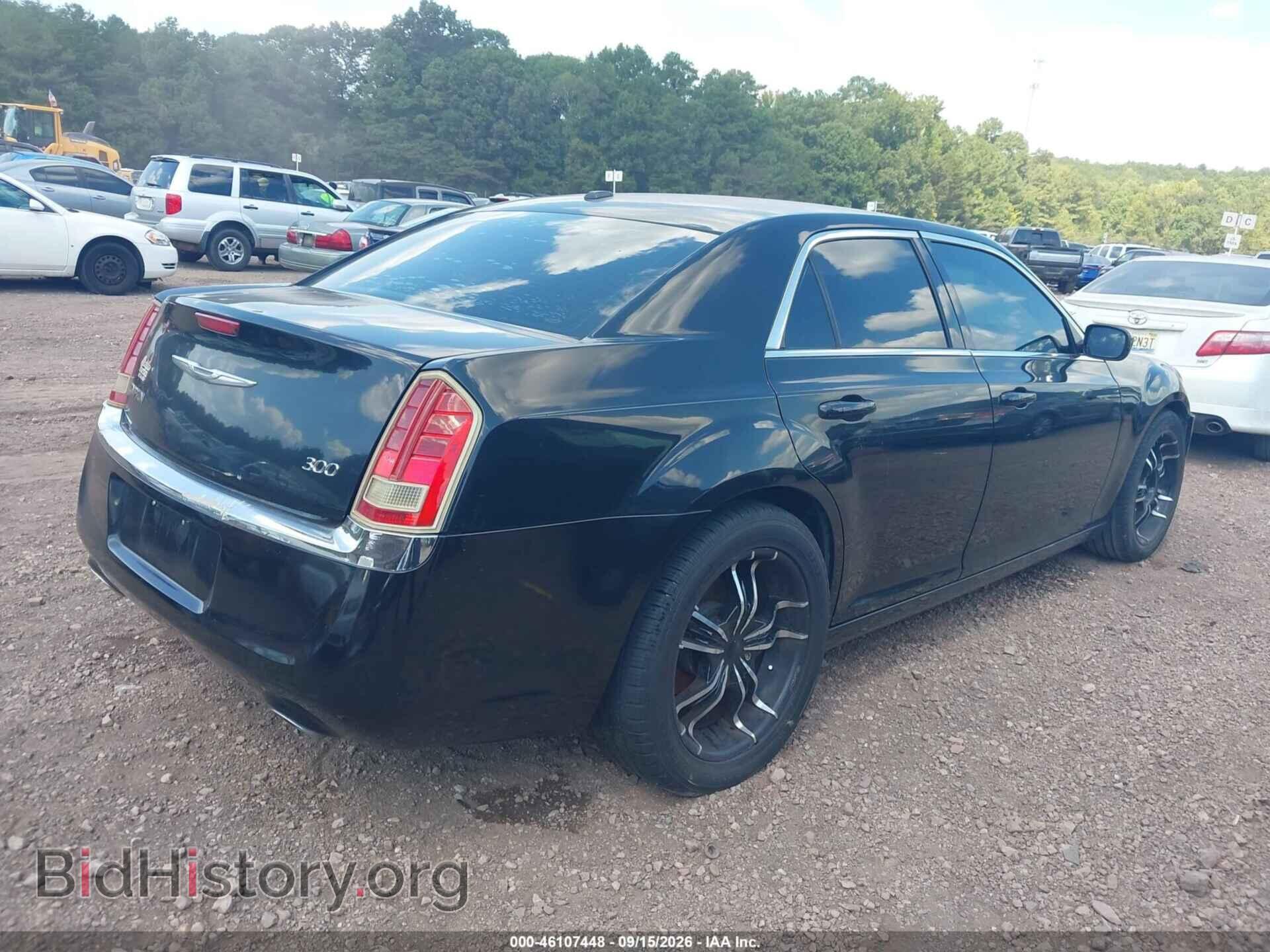2012 CHRYSLER 300 - VIN: 2C3CCAAG5CH147974 - Photo 4