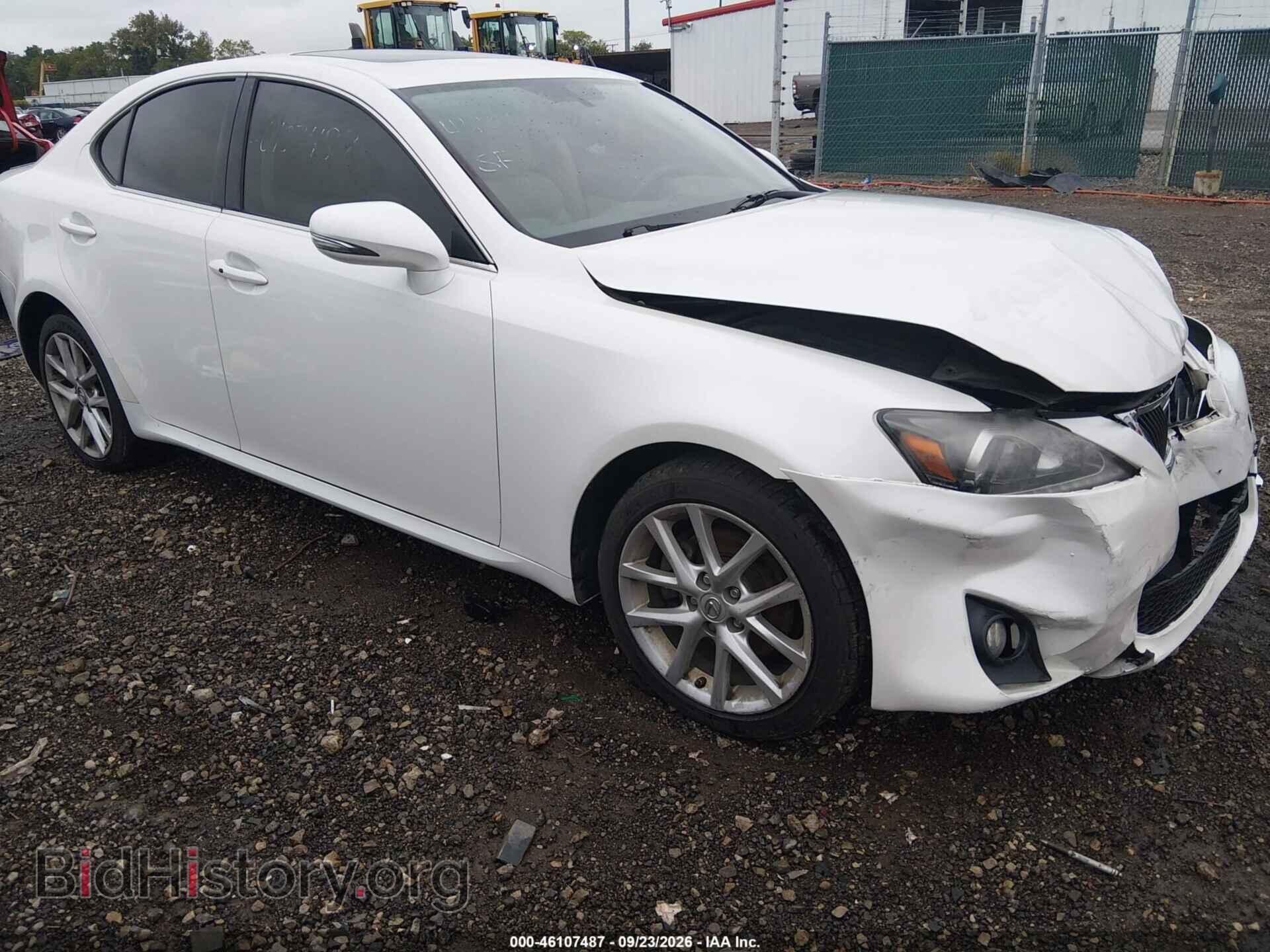 Фотография JTHCF5C29C5060371 - LEXUS IS 250 2012