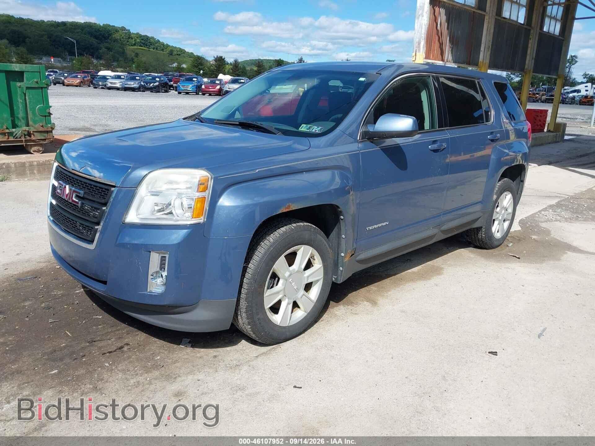 2011 GMC TERRAIN - VIN: 2CTFLREC9B6251400 - Photo 2