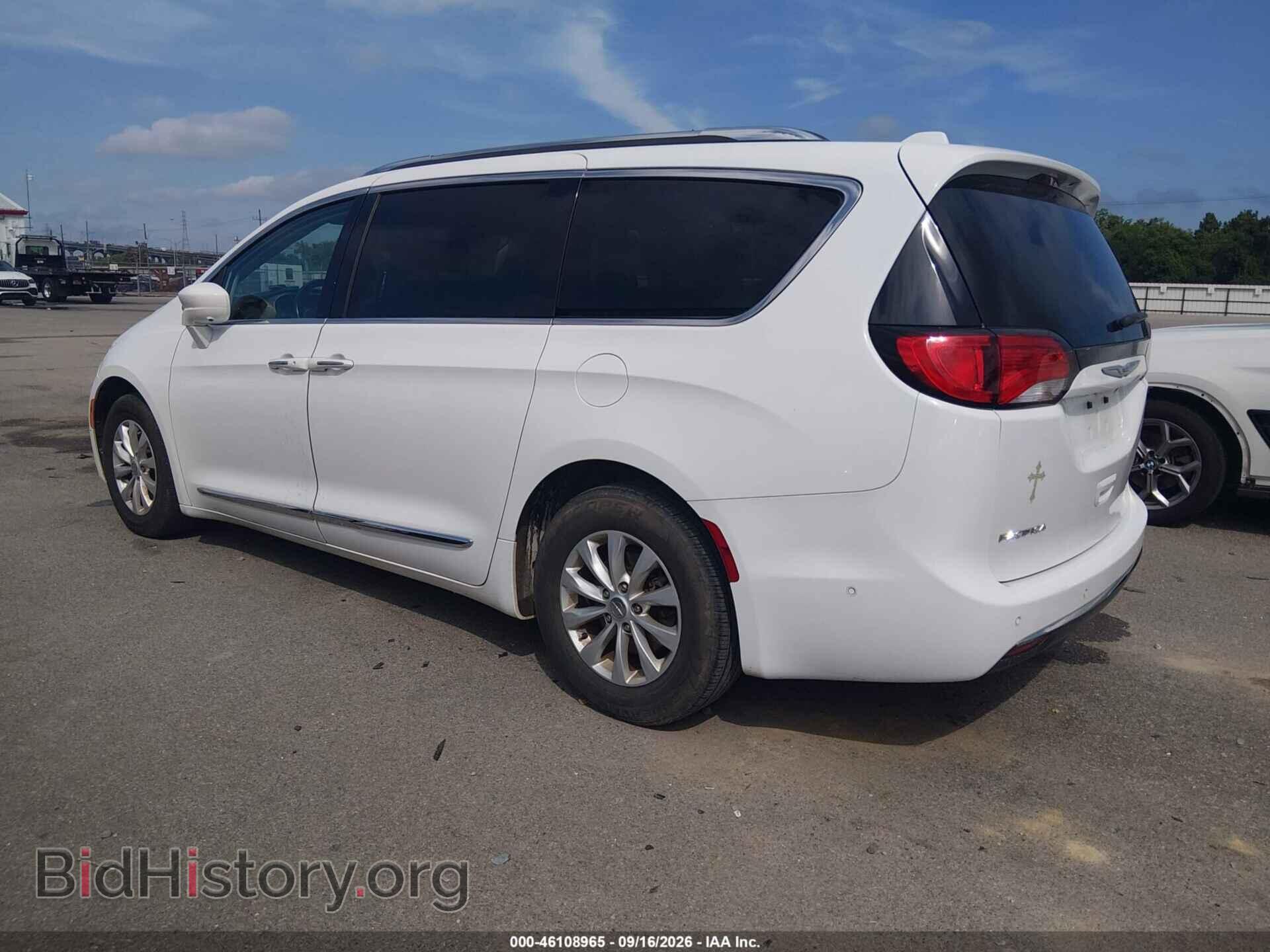 2019 CHRYSLER PACIFICA - VIN: 2C4RC1BGXKR626551 - Photo 3