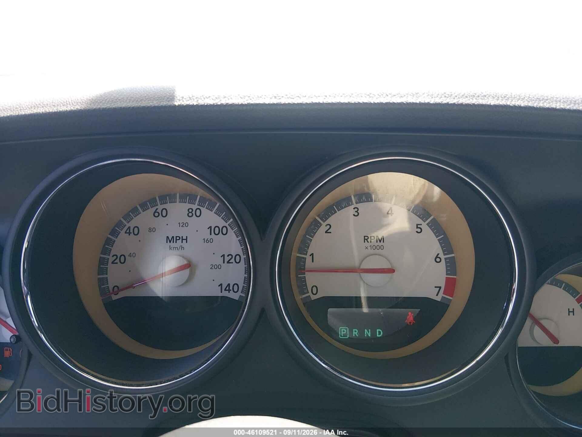 2010 DODGE CHALLENGER - VIN: 2B3CJ4DV4AH229674 - Photo 7