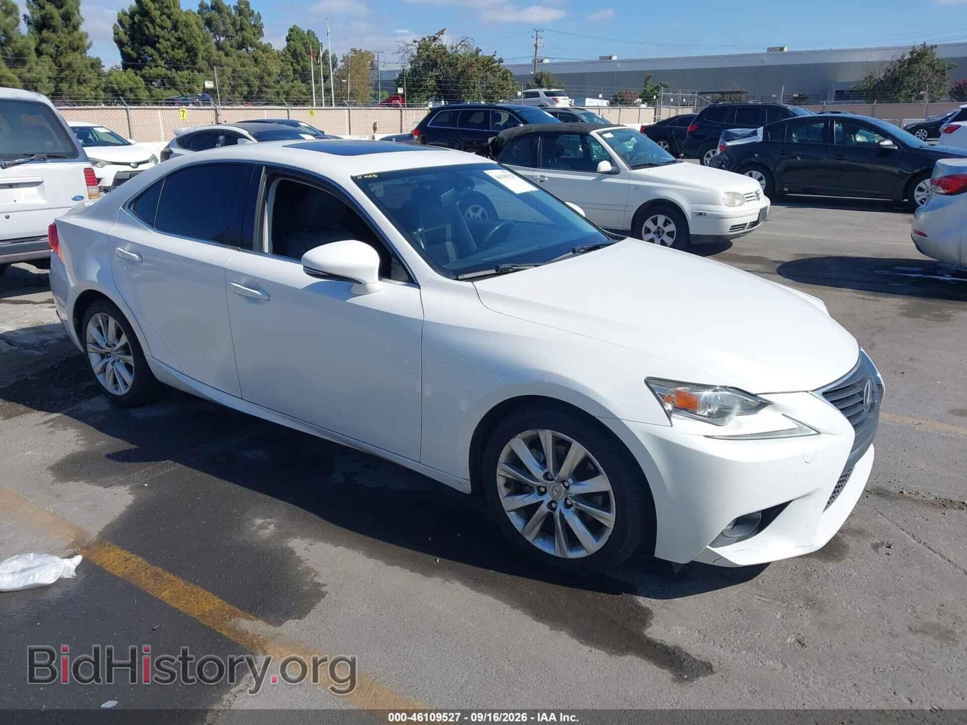 Фотография JTHBF1D27F5069187 - LEXUS IS 250 2015
