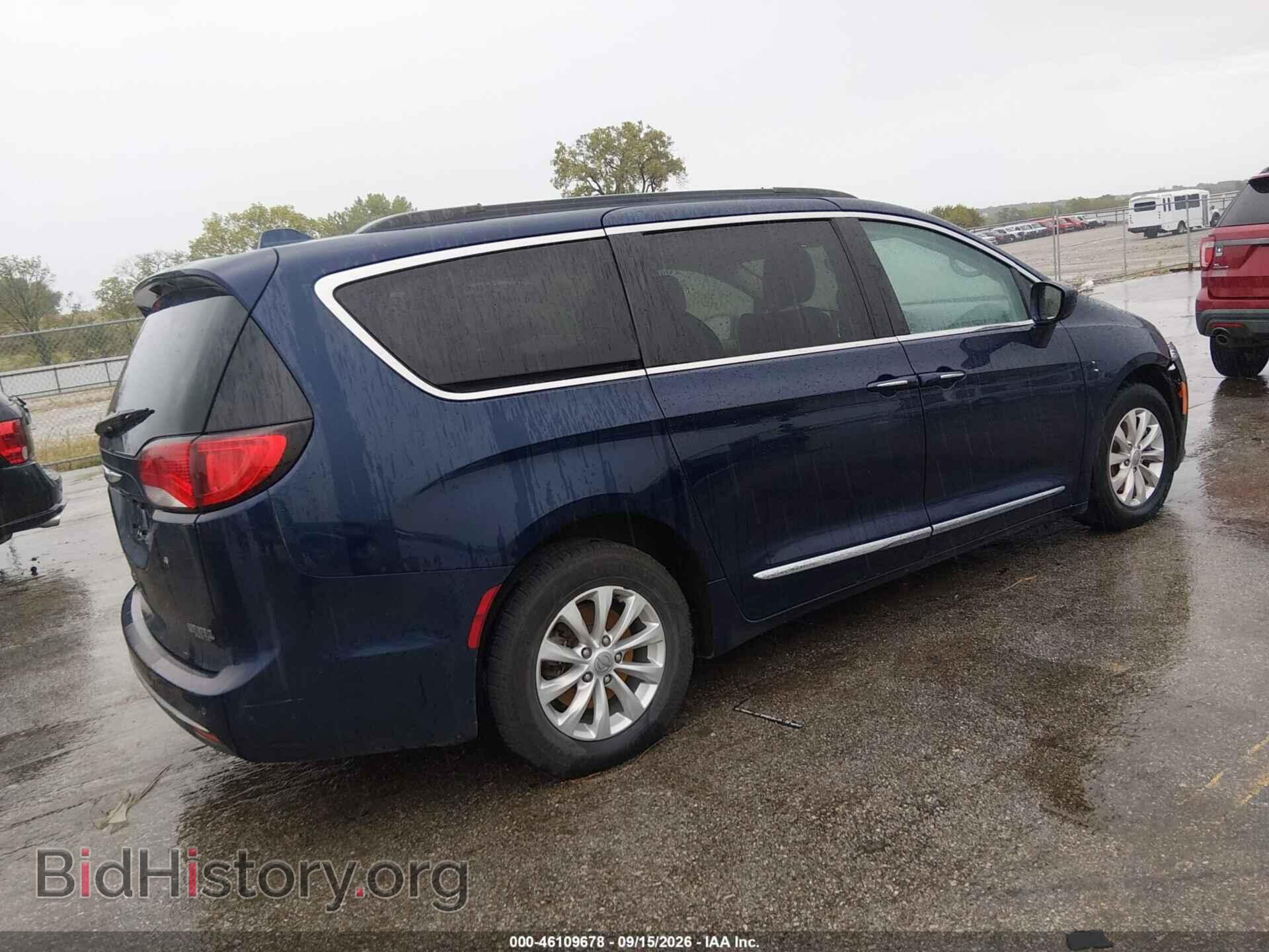 2017 CHRYSLER PACIFICA - VIN: 2C4RC1BG4HR687905 - Photo 4