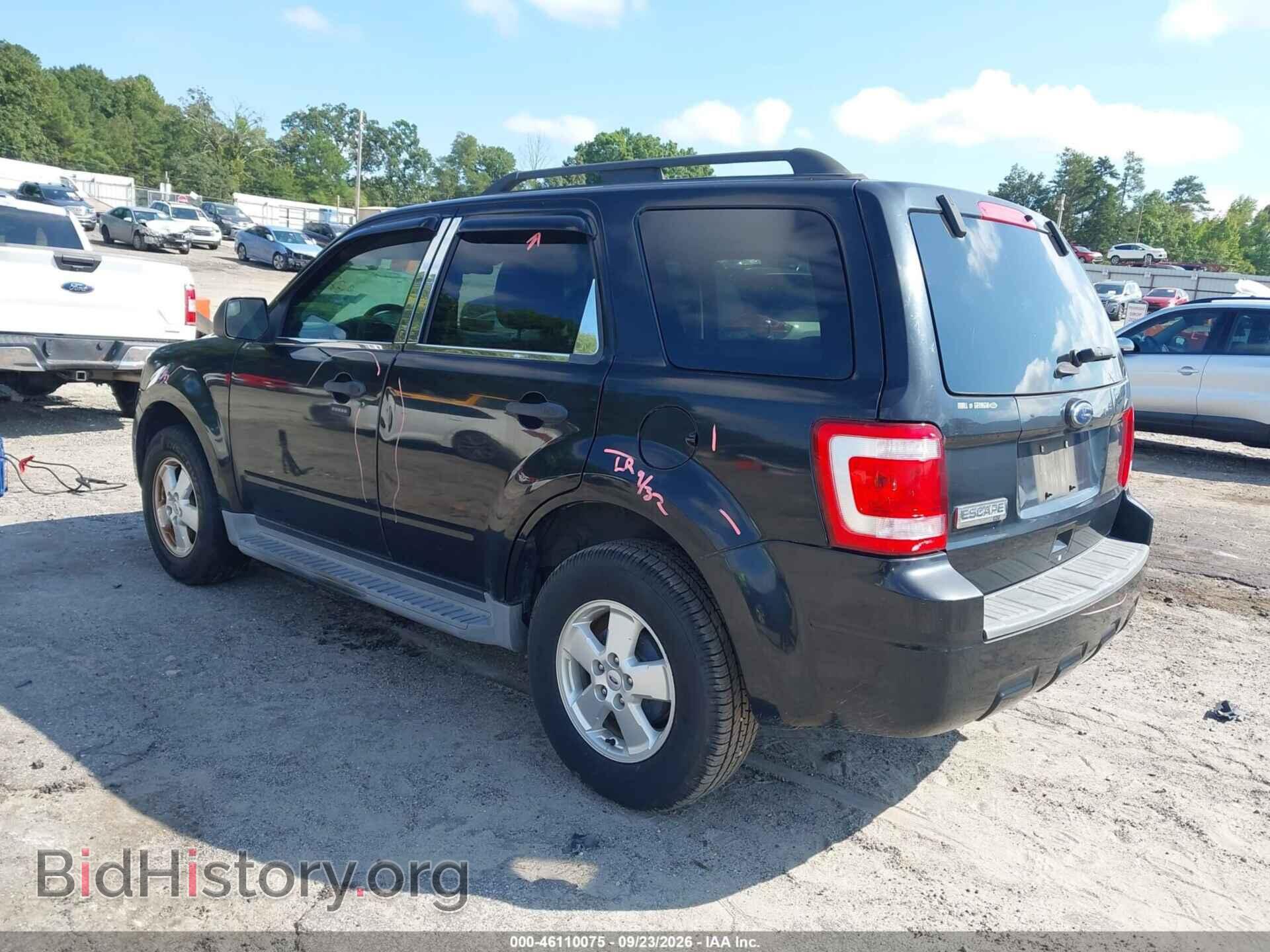 2011 FORD ESCAPE - VIN: 1FMCU0D75BKA93495 - Фото 3