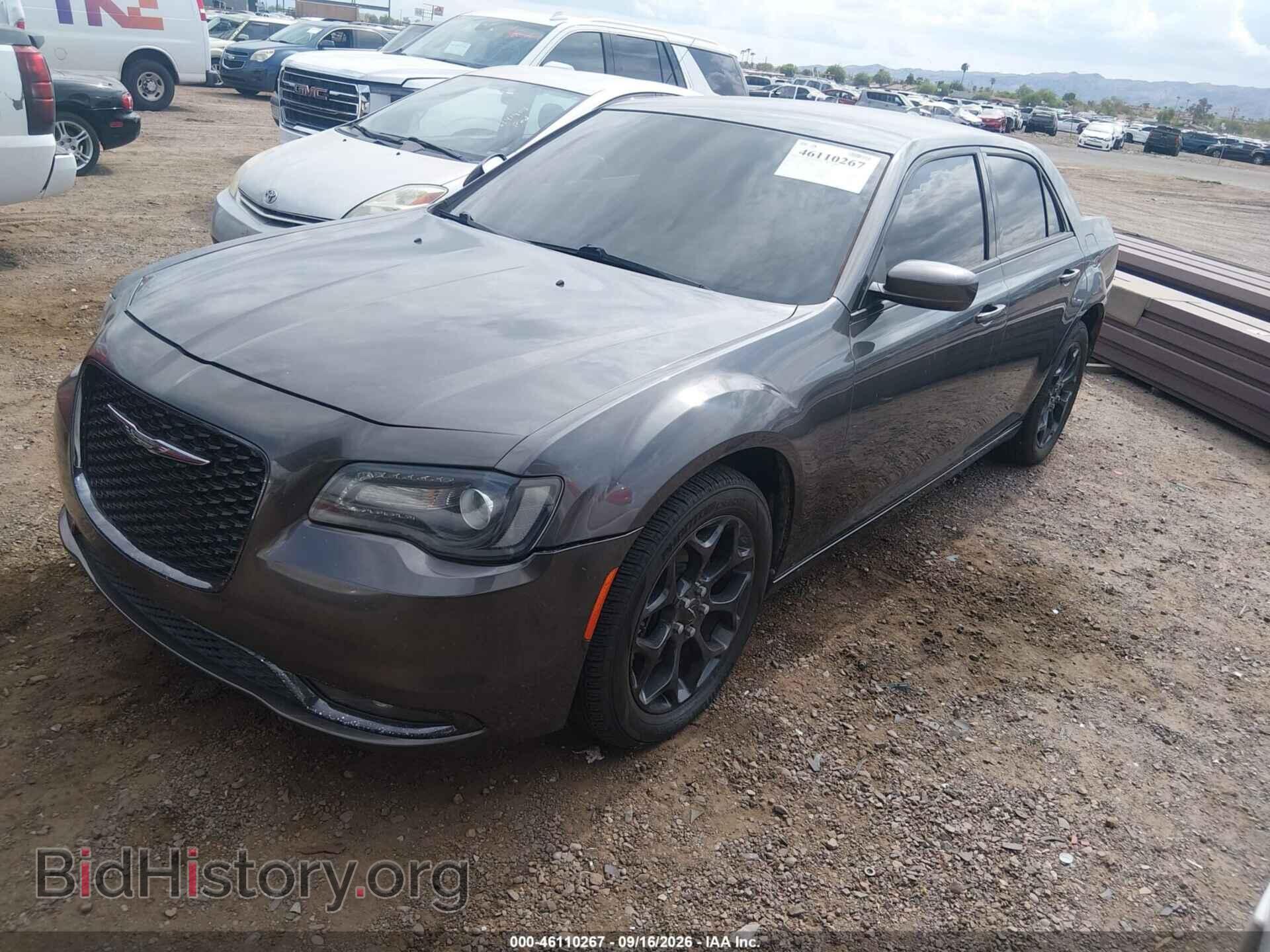 2019 CHRYSLER 300 - VIN: 2C3CCAGG9KH569798 - Фото 2