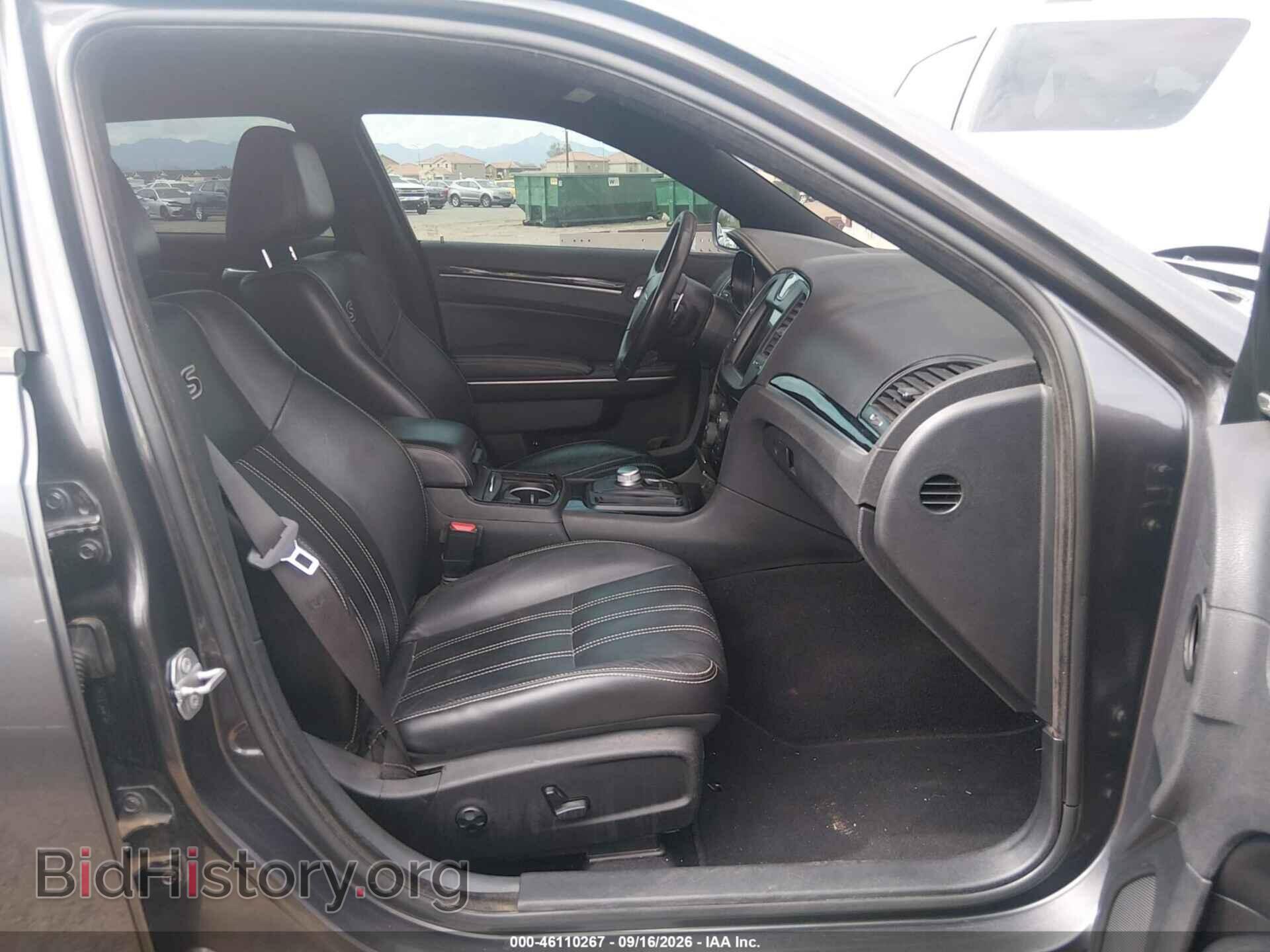 2019 CHRYSLER 300 - VIN: 2C3CCAGG9KH569798 - Фото 5