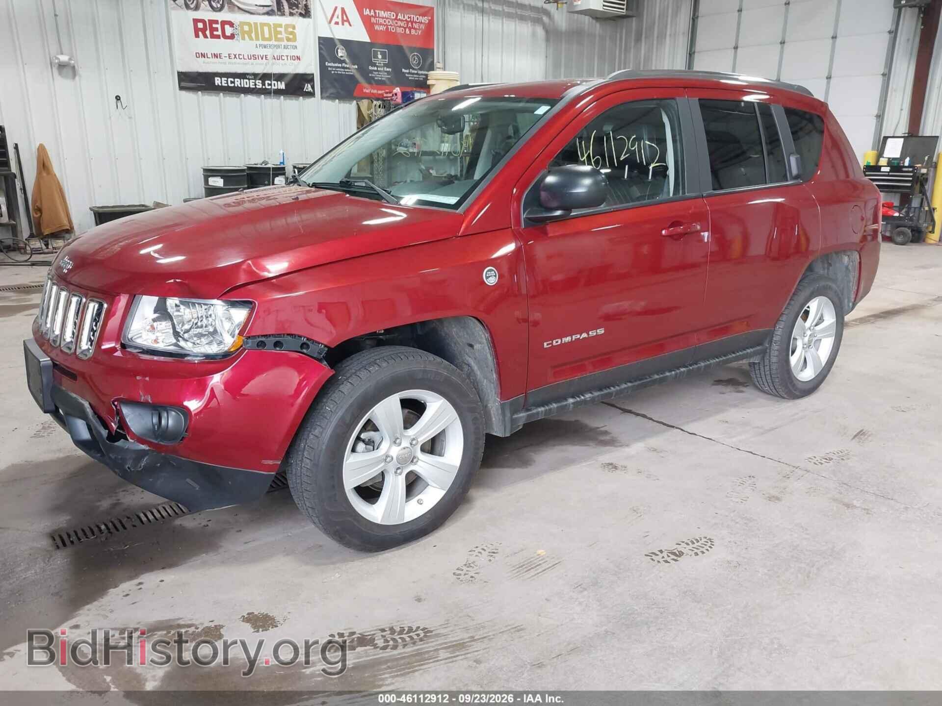 2011 JEEP COMPASS - VIN: 1J4NF5FB3BD193311 - Photo 2