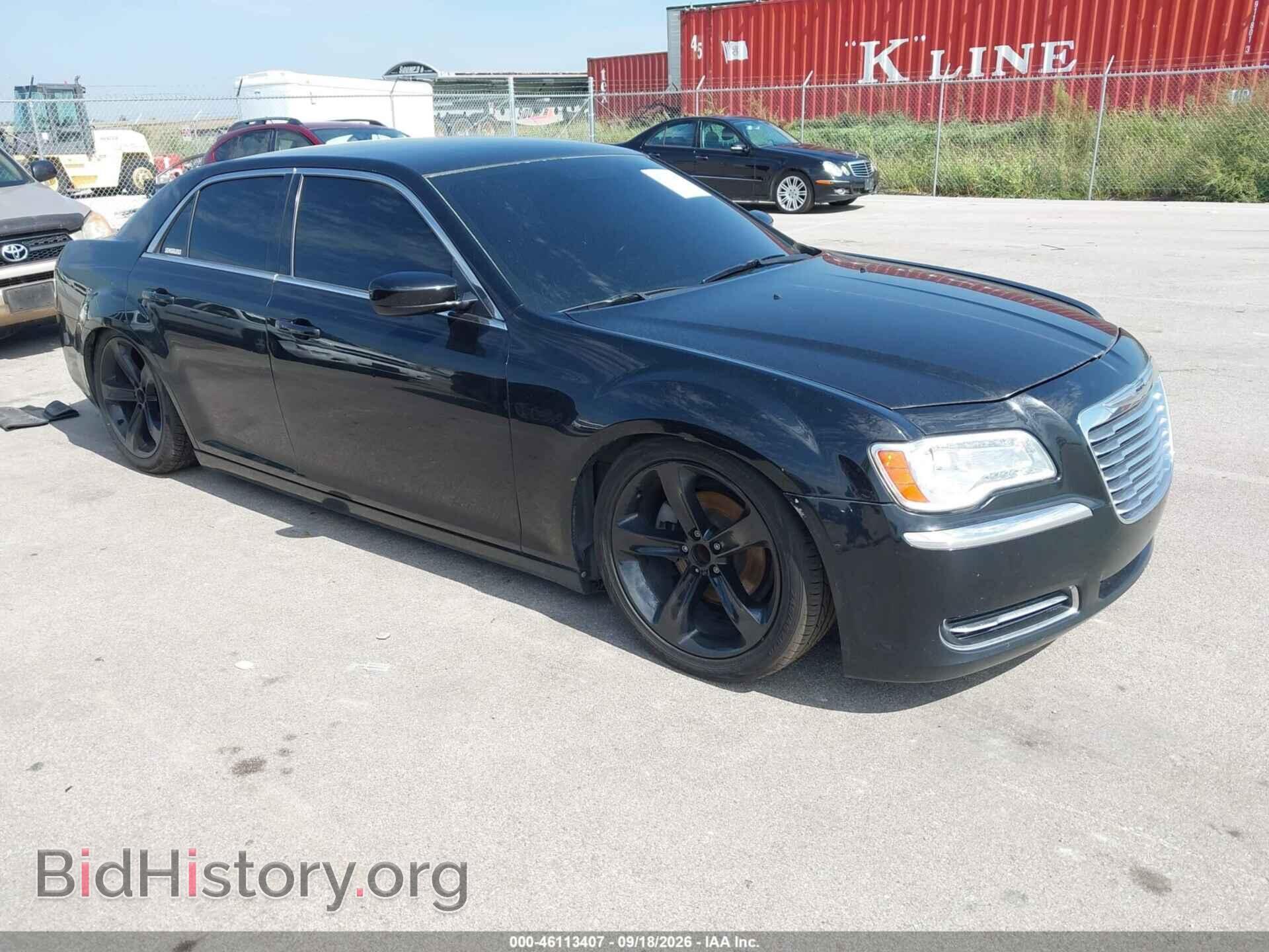 Фотография 2C3CCAAG2DH568939 - CHRYSLER 300 2013